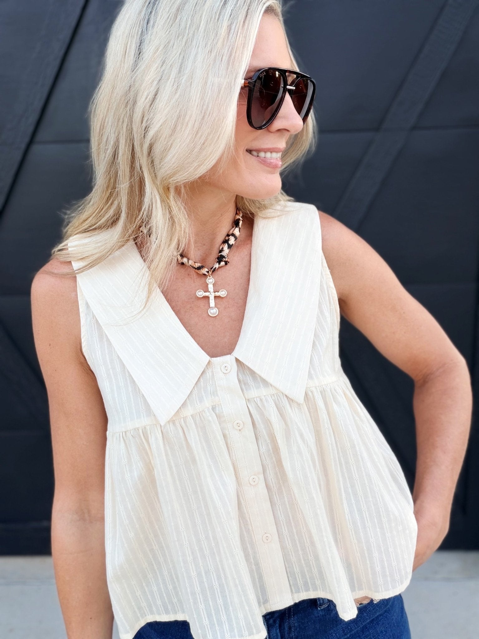 Deep V Button Down Slvless Peplim Top In Cream - Infinity Raine