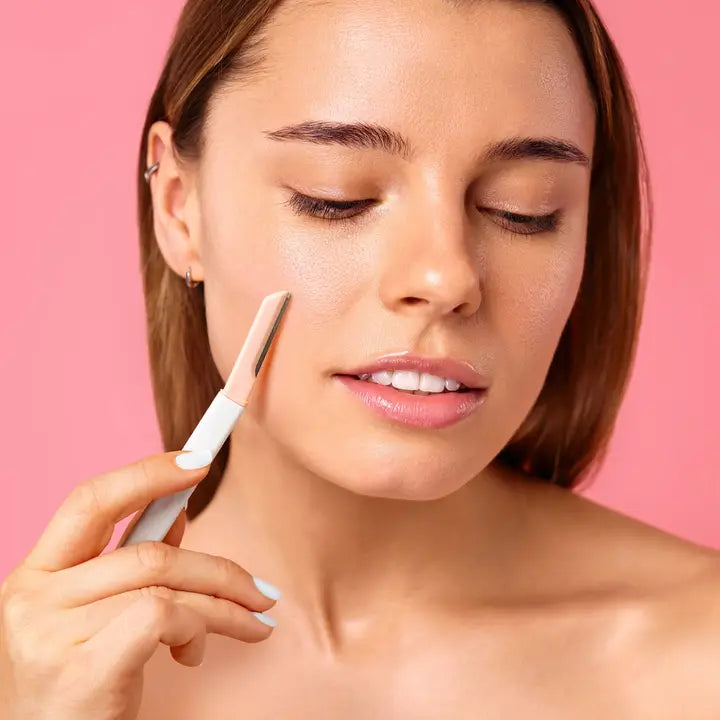 Lemon Lavender Fuzz Off Dermaplaner Facial Razor - Infinity Raine