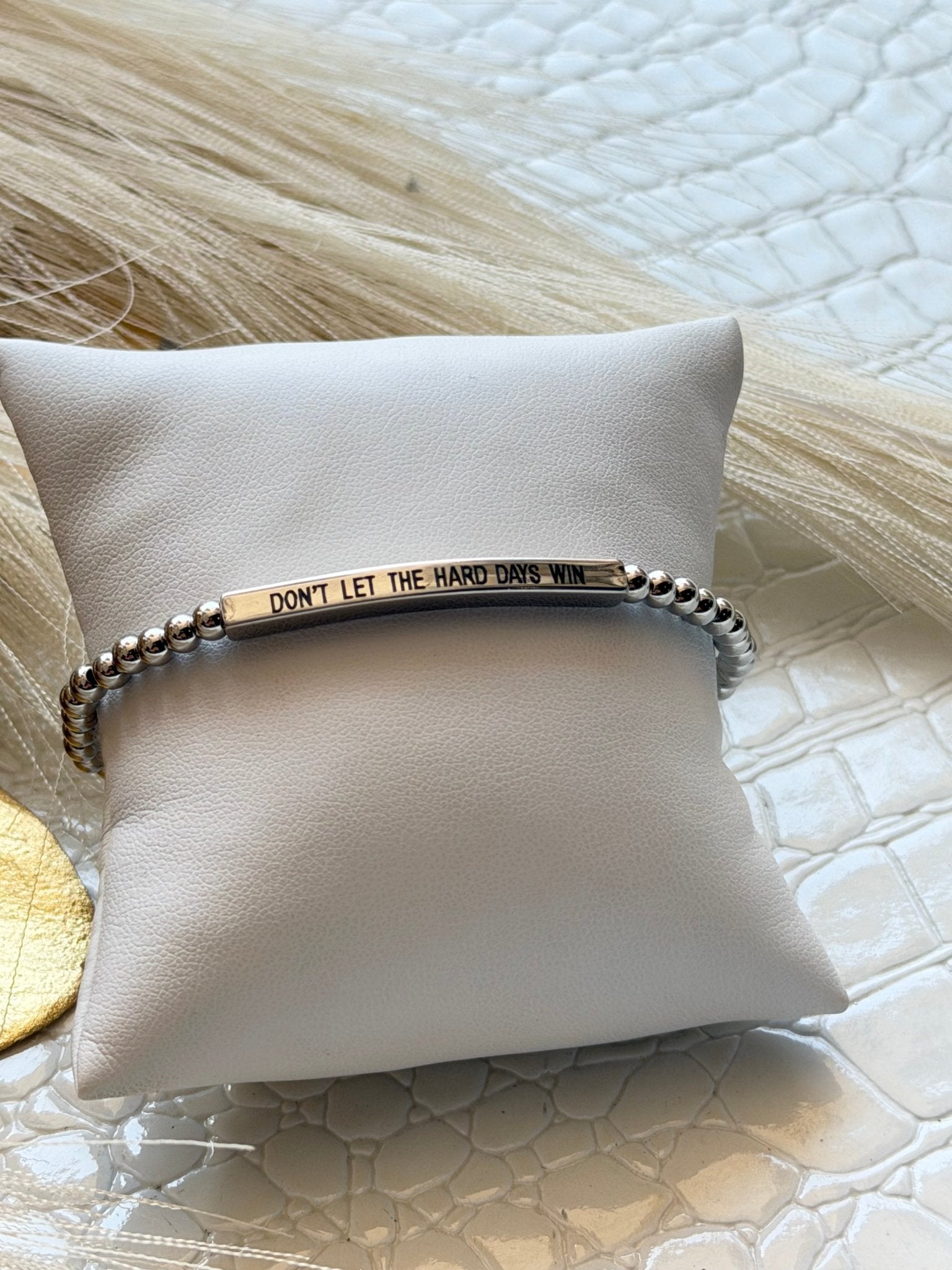 Don't Let The Hard Days Win Bracelet - Infinity Raine