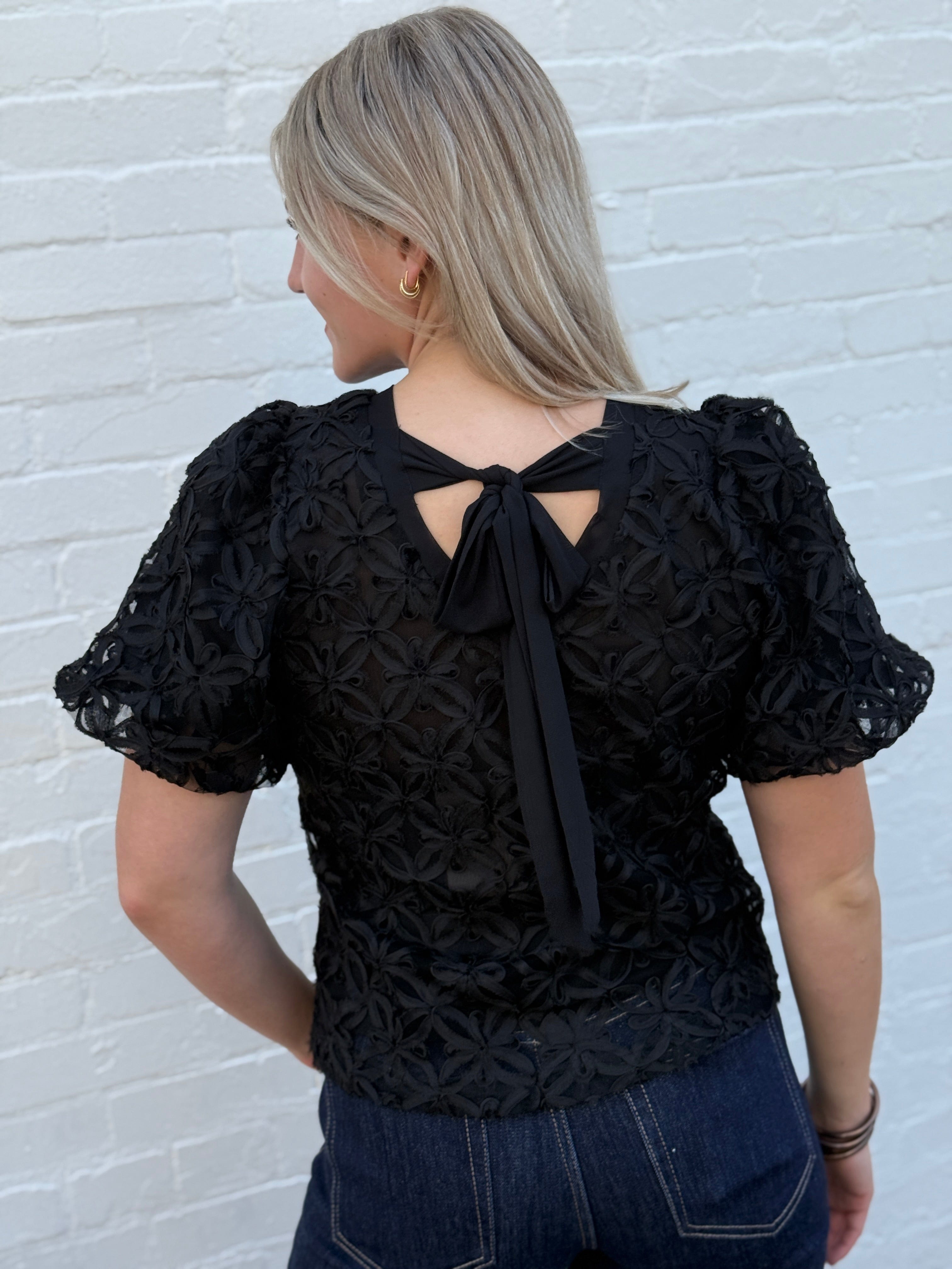 ee:some Tops - Blouses Sheer Floral Puff Sleeve Blouse In Black
