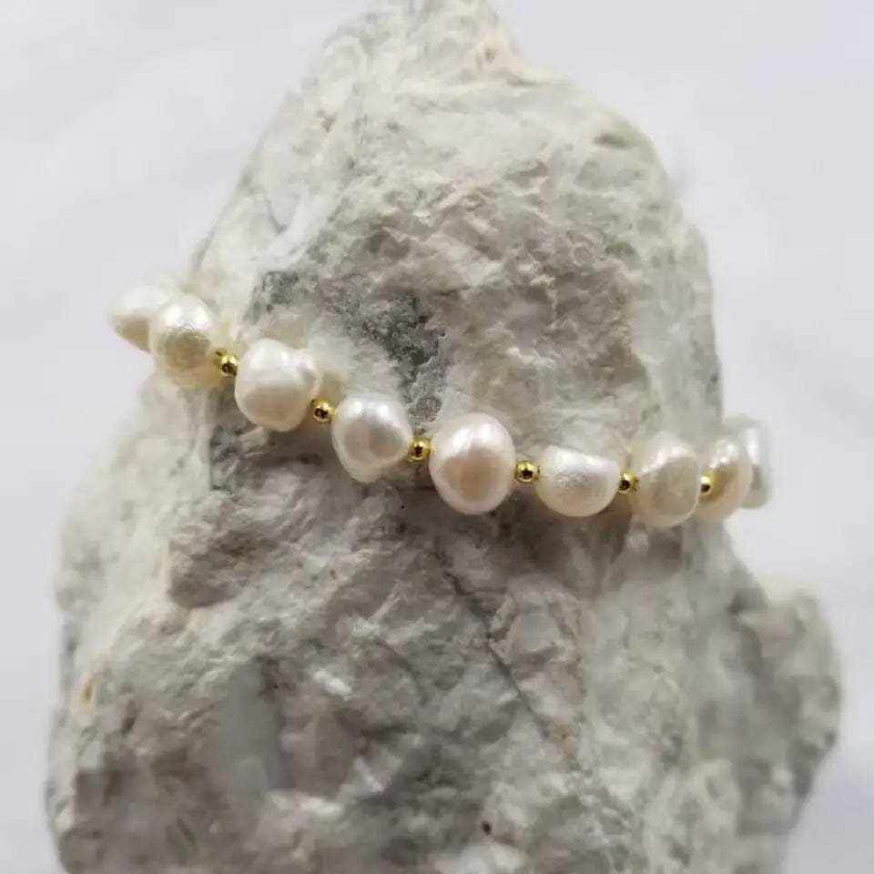 Freshwater Pearl Bracelet-Gold - Infinity Raine