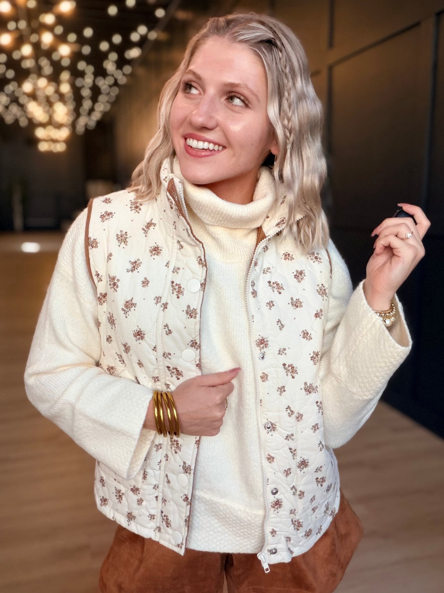 Floral Quilted Zip-Front Mock Neck Vest In Cream Multi - Infinity Raine