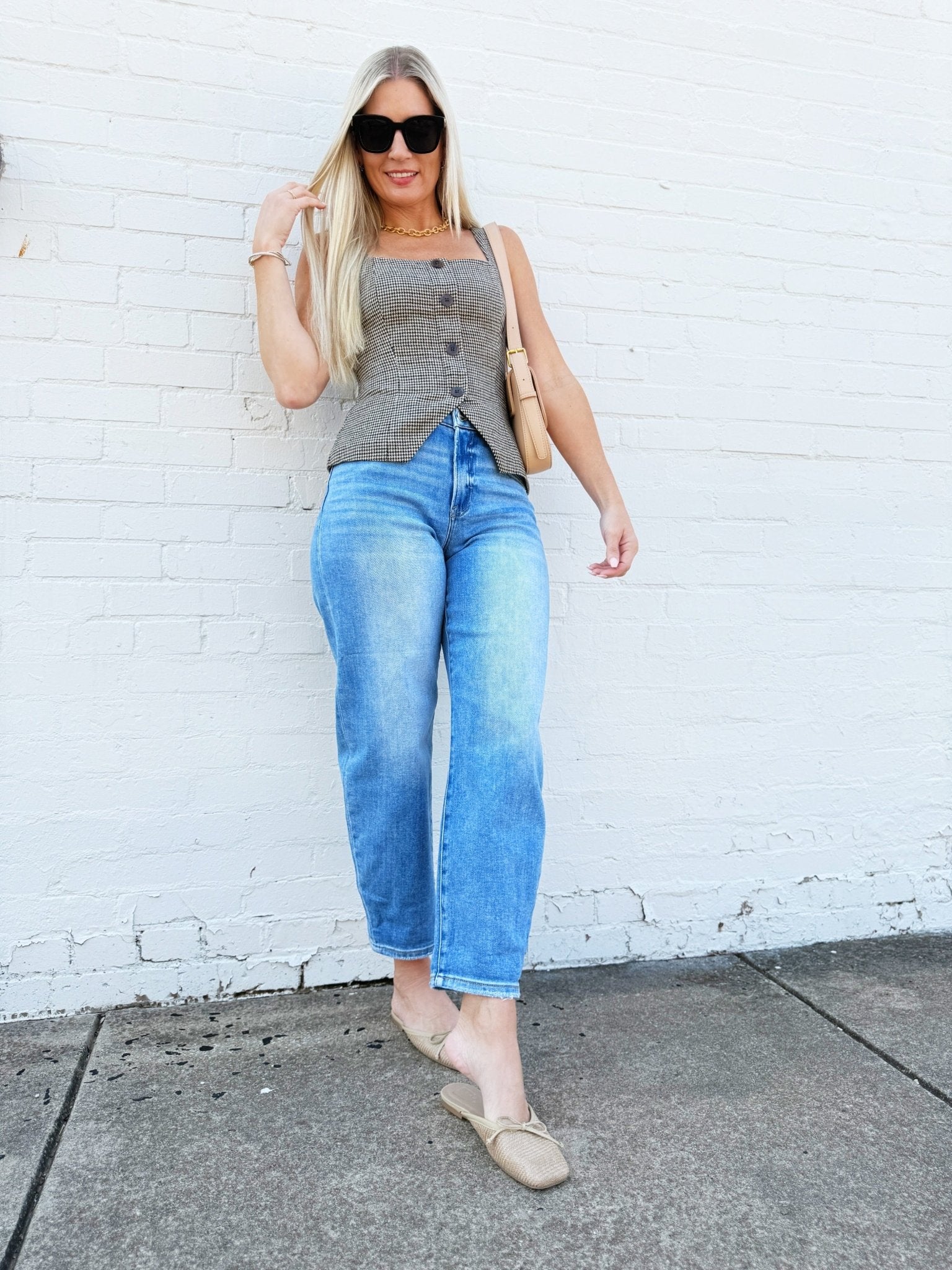 French Connection Hounds Tooth Sleeveless Top In Brown - Infinity Raine