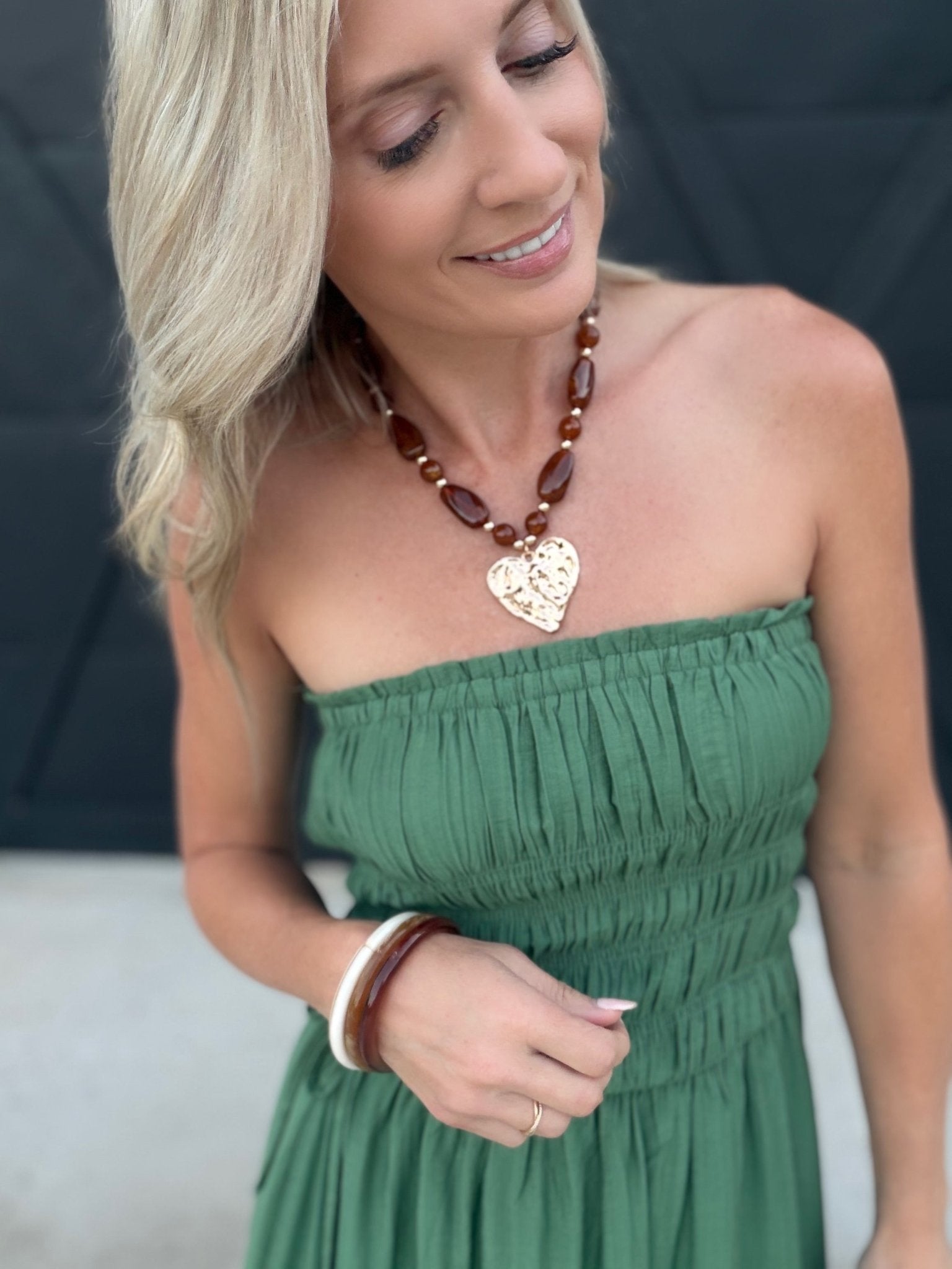 Hammered Heart Pendant Resin Beaded Necklace In Brown - Infinity Raine