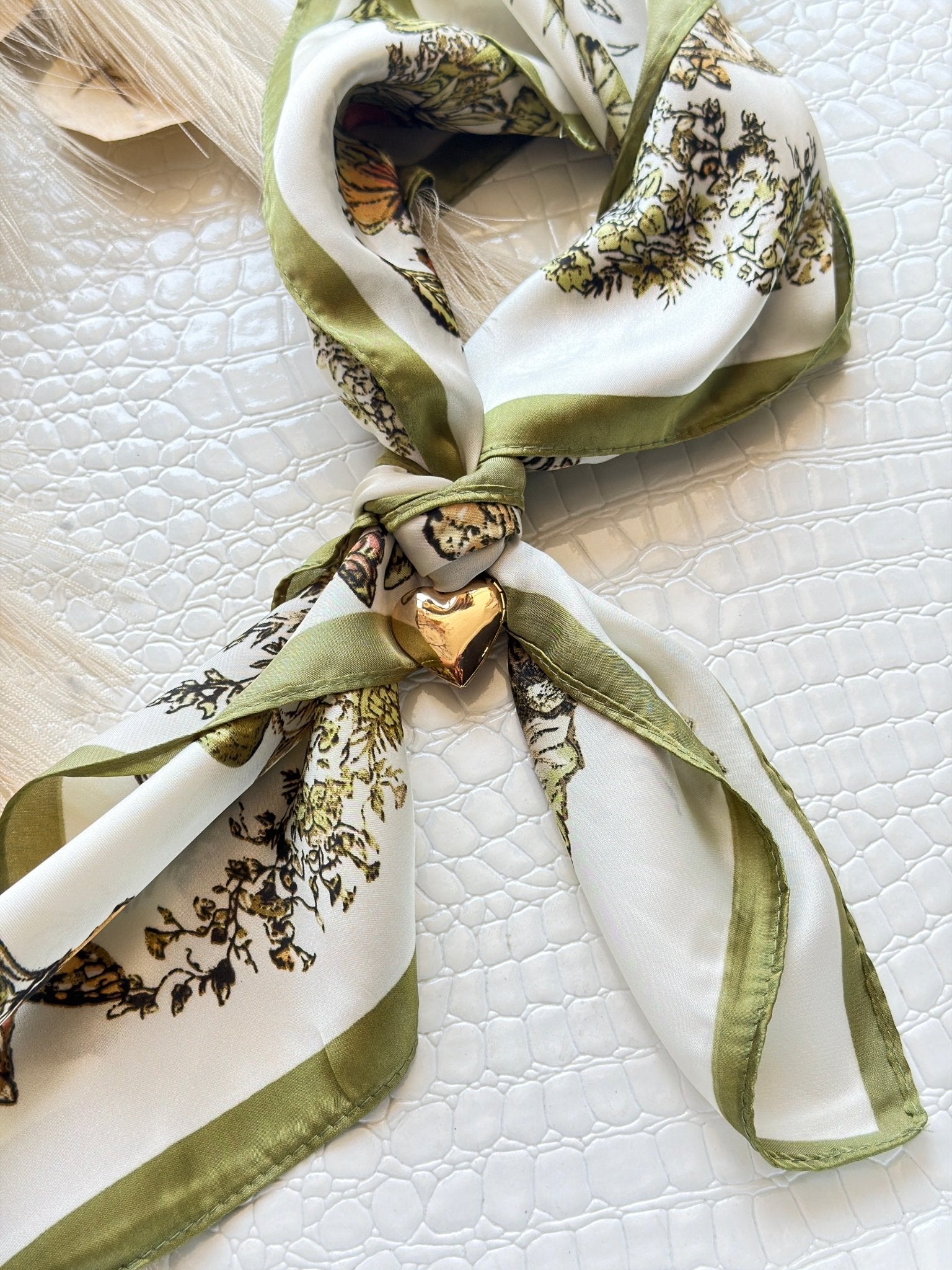 Heart Scarf Charm - Infinity Raine
