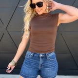 Hise Rise Side Slit Basic Shorts In Dark - Infinity Raine