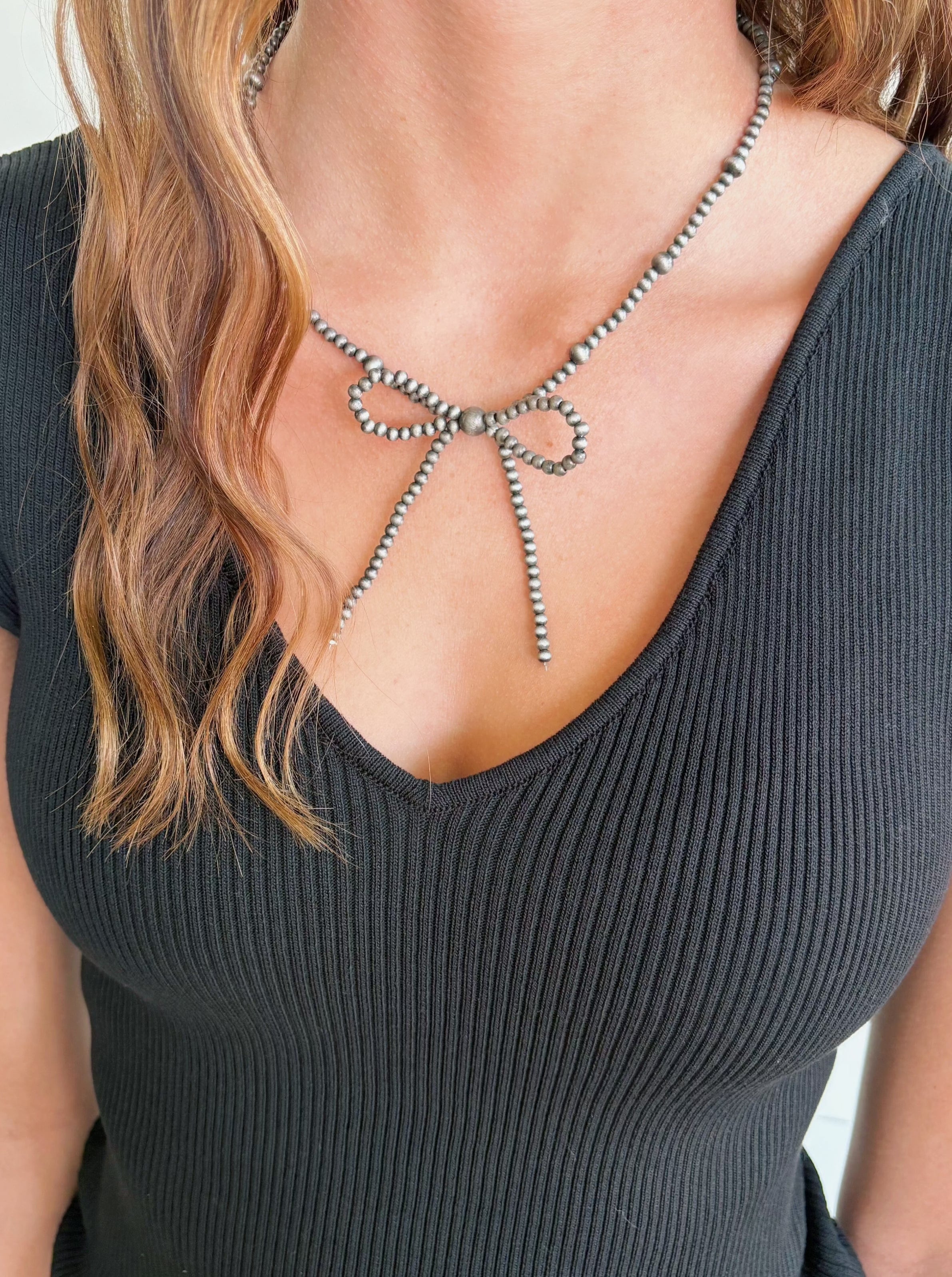 Navajo Pearl Bow Necklace - Infinity Raine