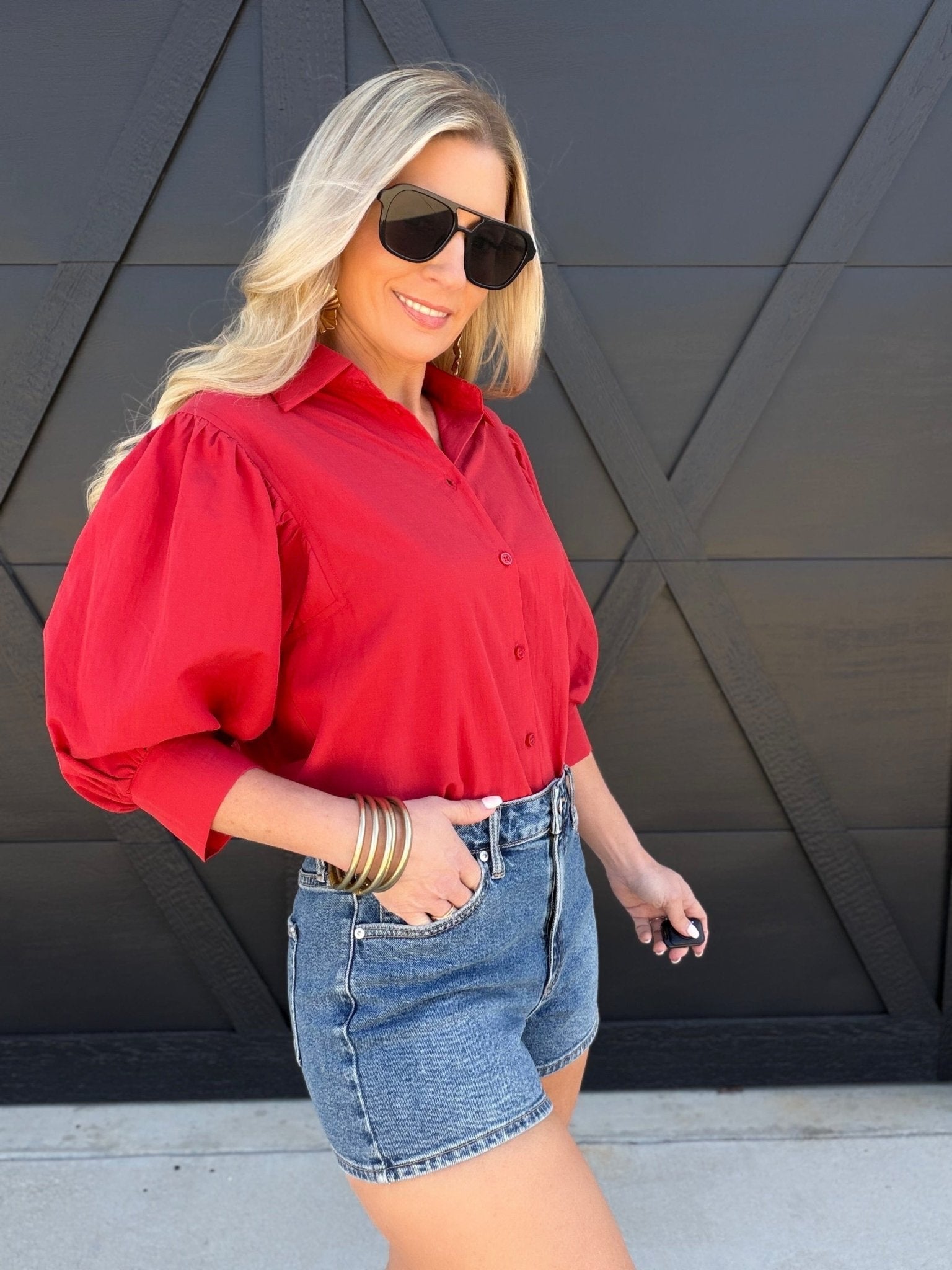 JBD Classic Hem Shorts In Medium - Infinity Raine