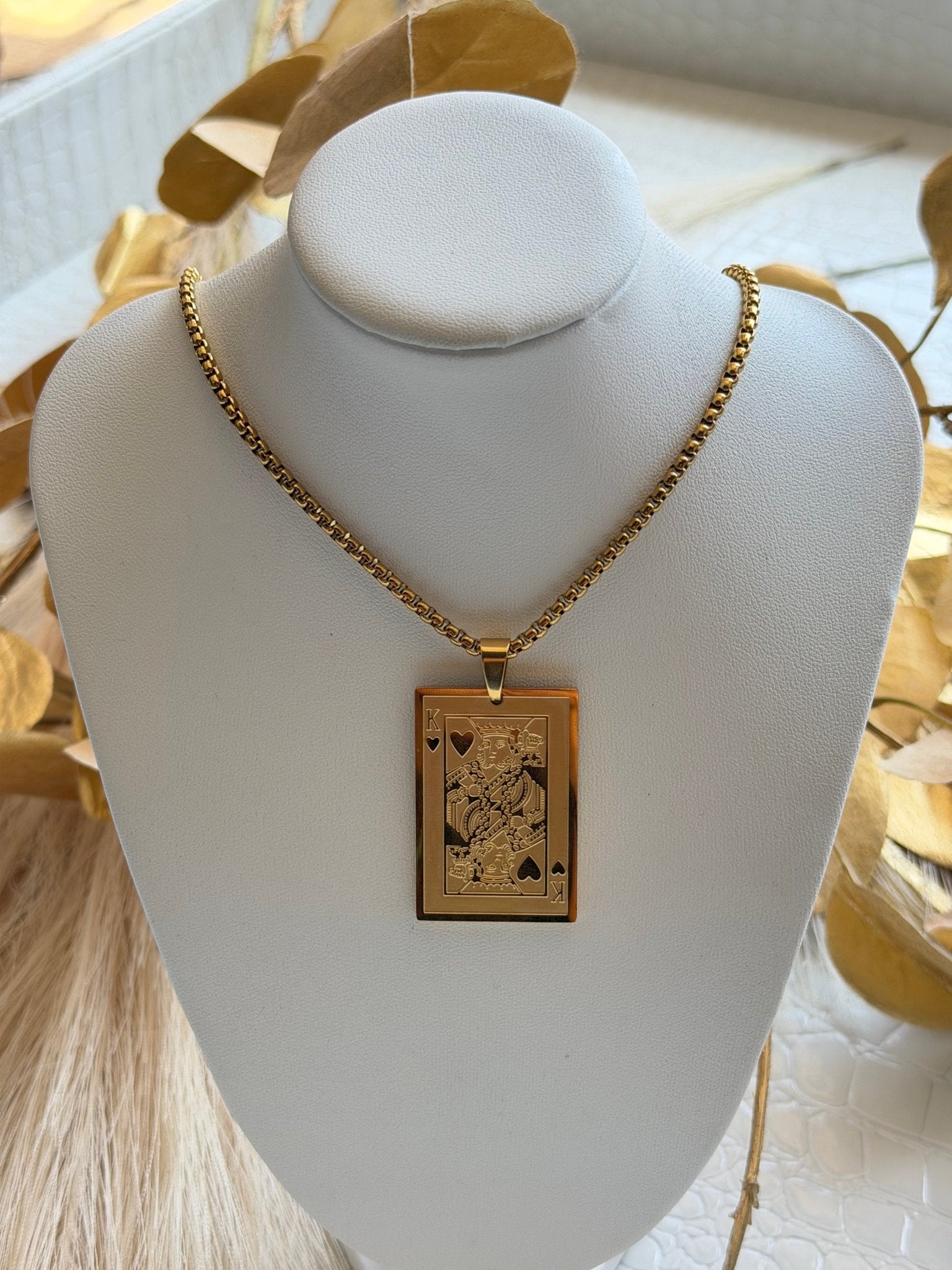 King Card Pendant Necklace In Gold - Infinity Raine