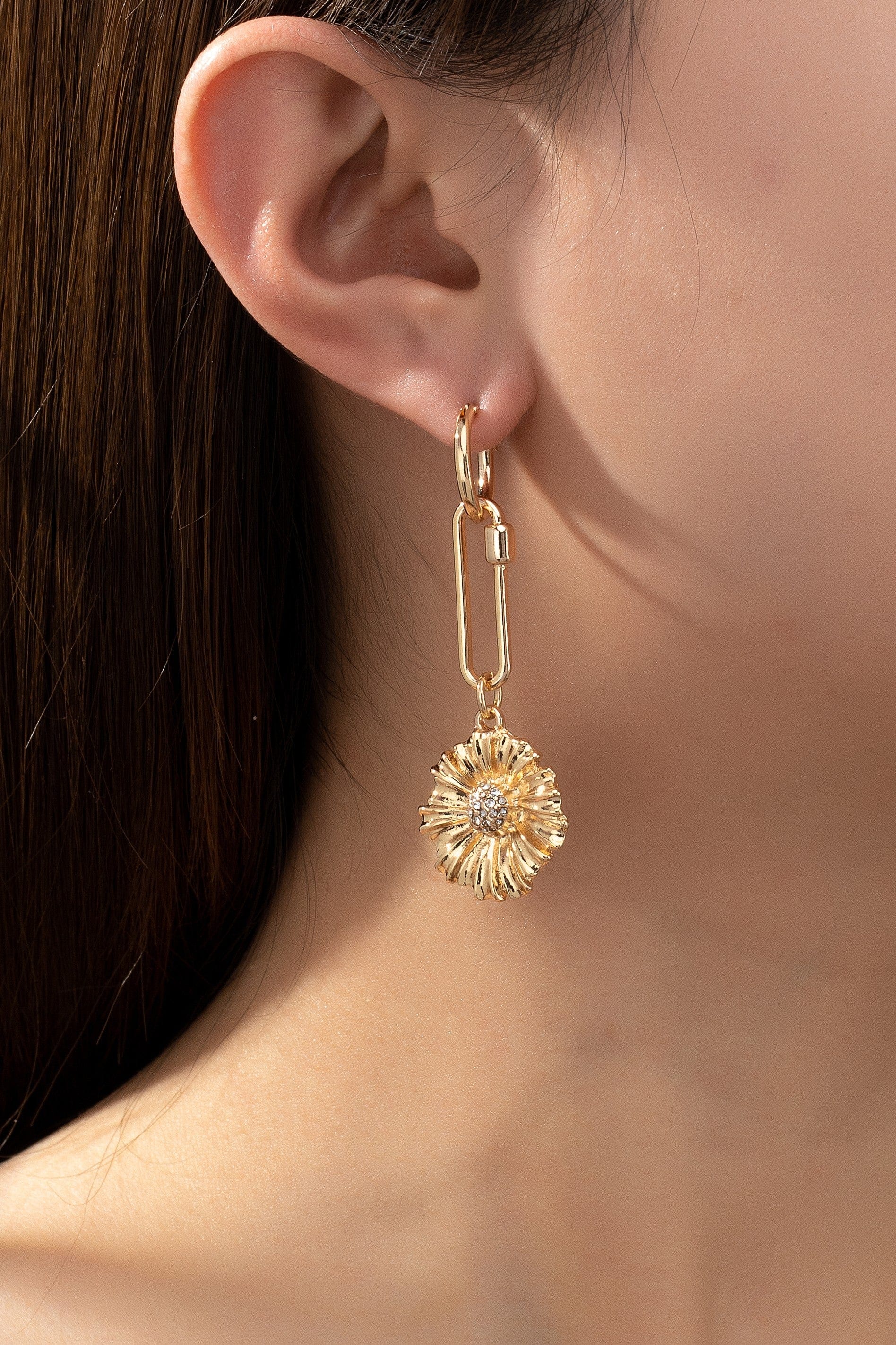 Oval Link Flower Drop Huggie Earrings In Gold - Infinity Raine