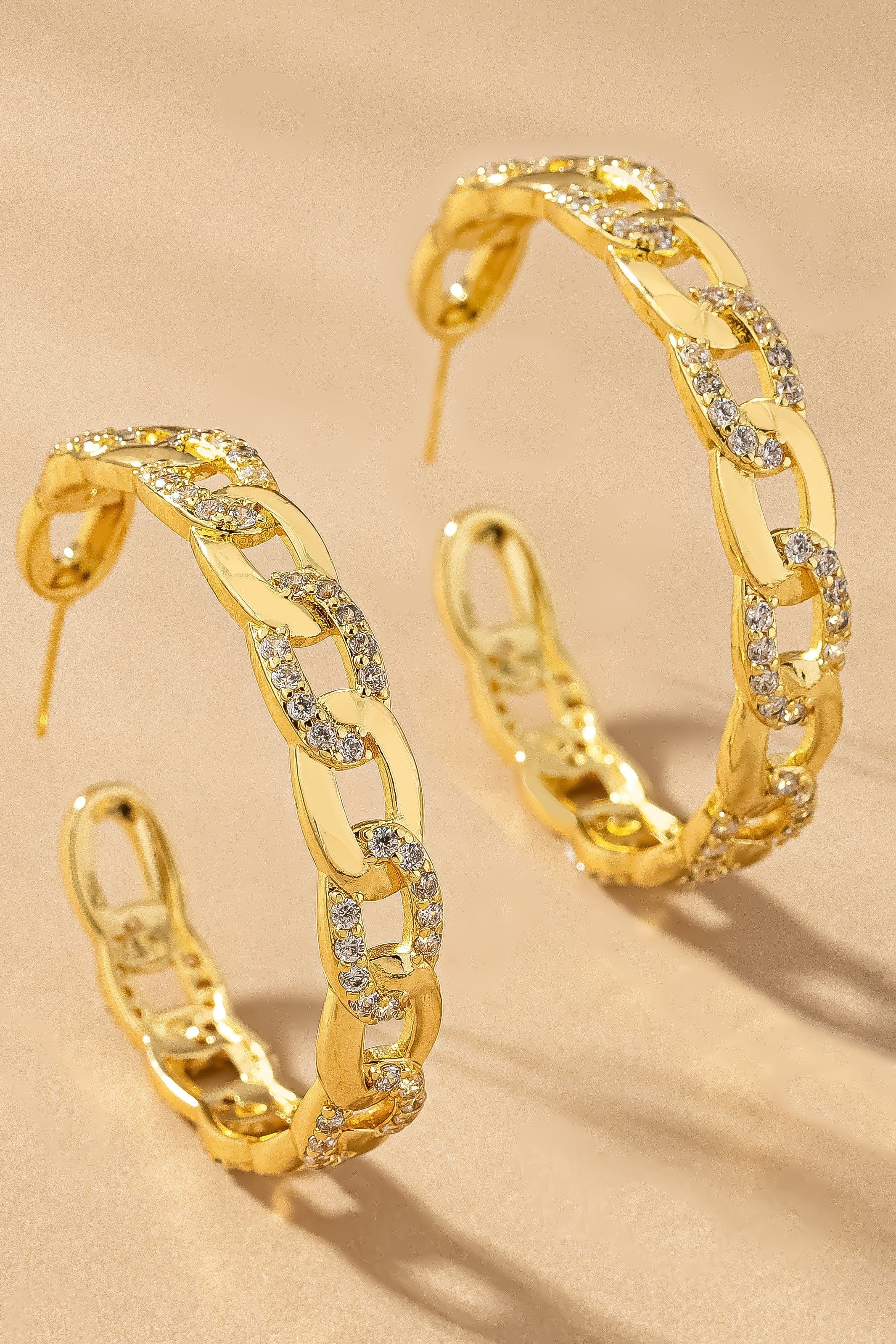 LA3accessories Jewelry - Earrings Waterproof Brass Oval Link Chain Hoop With Pave CZ In Gold 05246454