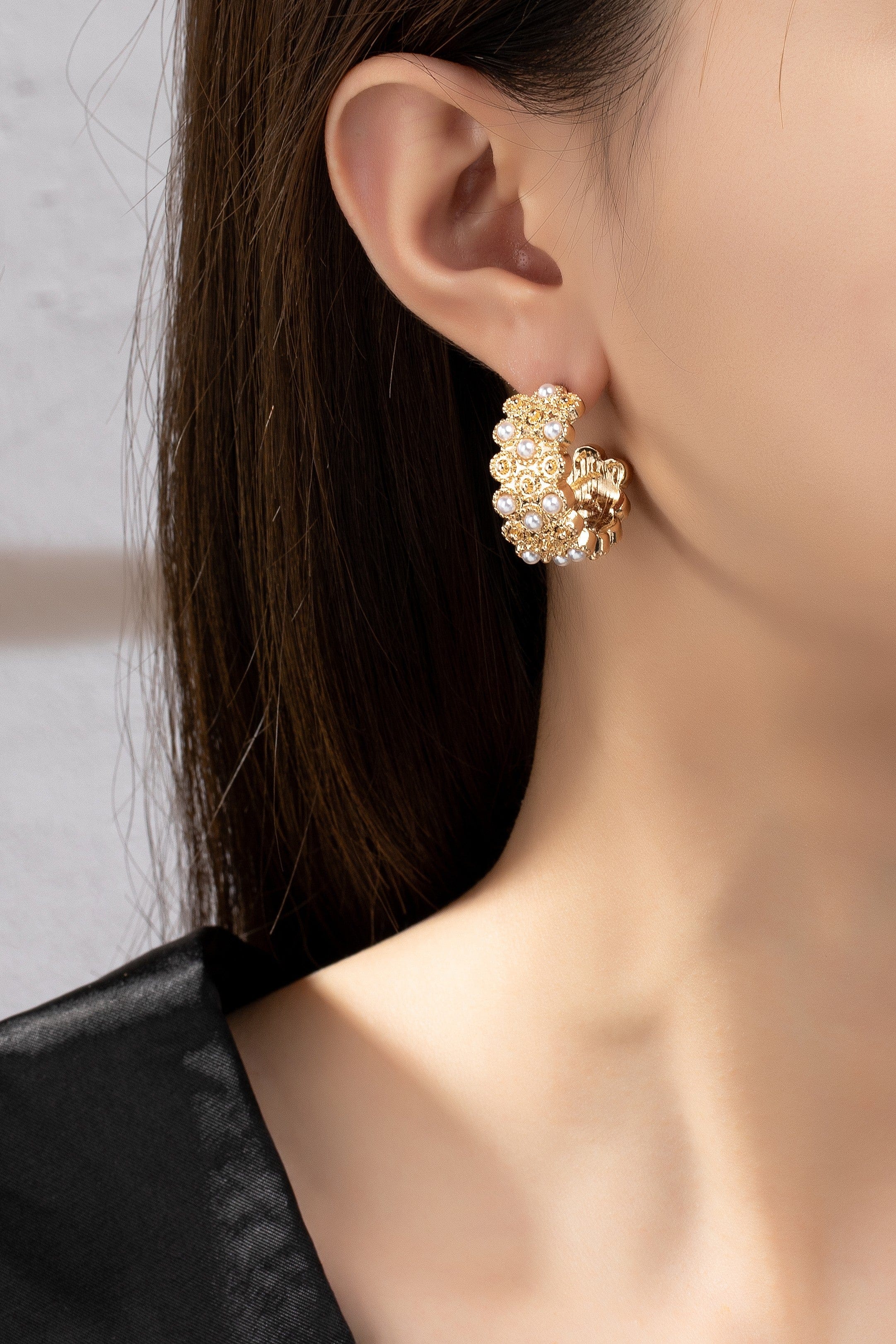 LA3accessories Jewelry - Earrings Wide Hoop With Mini Pearls In Gold 70979062