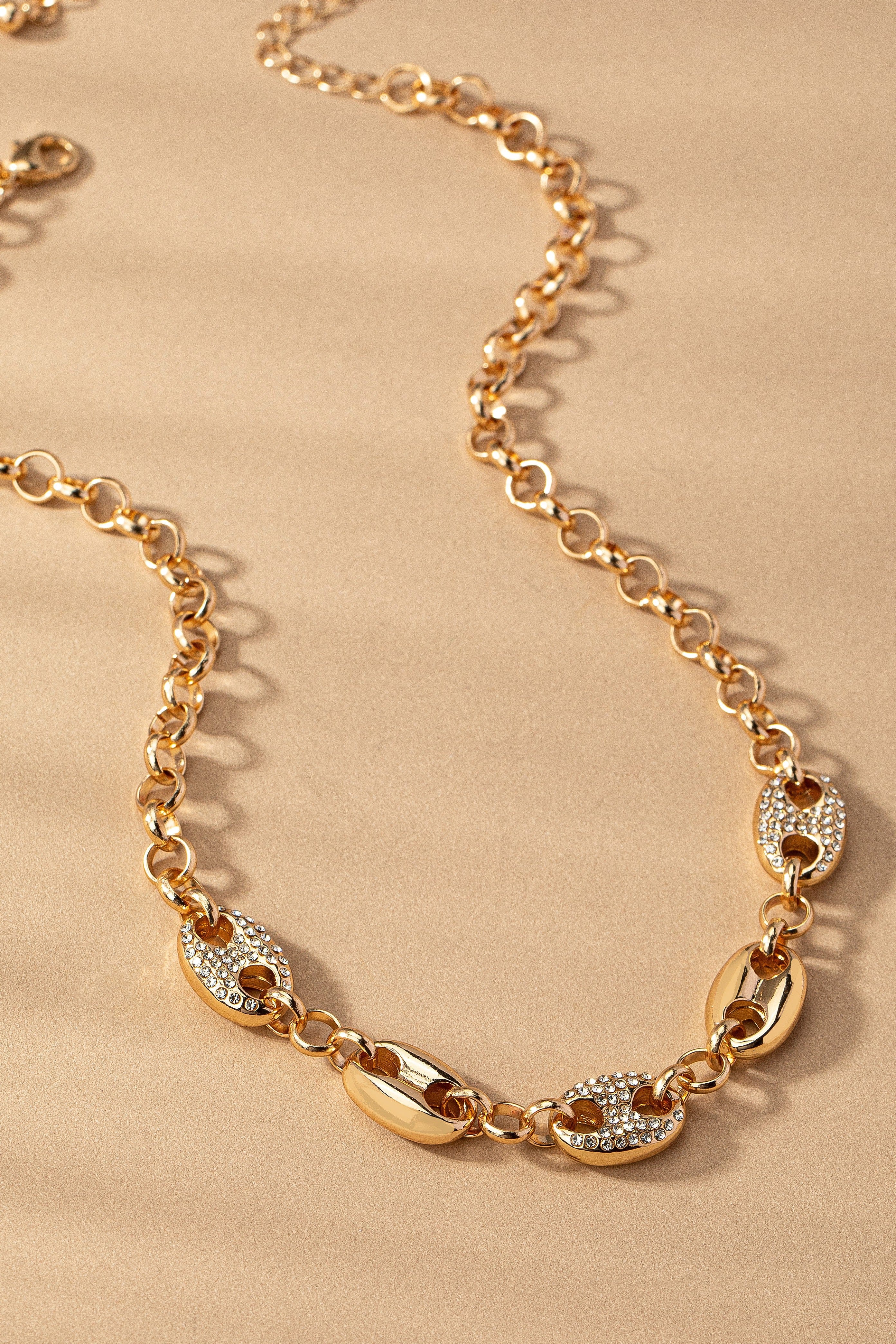 Chain And Pave Marina Links Necklace In Gold - Infinity Raine