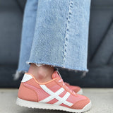 LADY GLORY Shoes - Sneakers Retro Sport Sneaker In Salmon