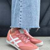 LADY GLORY Shoes - Sneakers Retro Sport Sneaker In Salmon