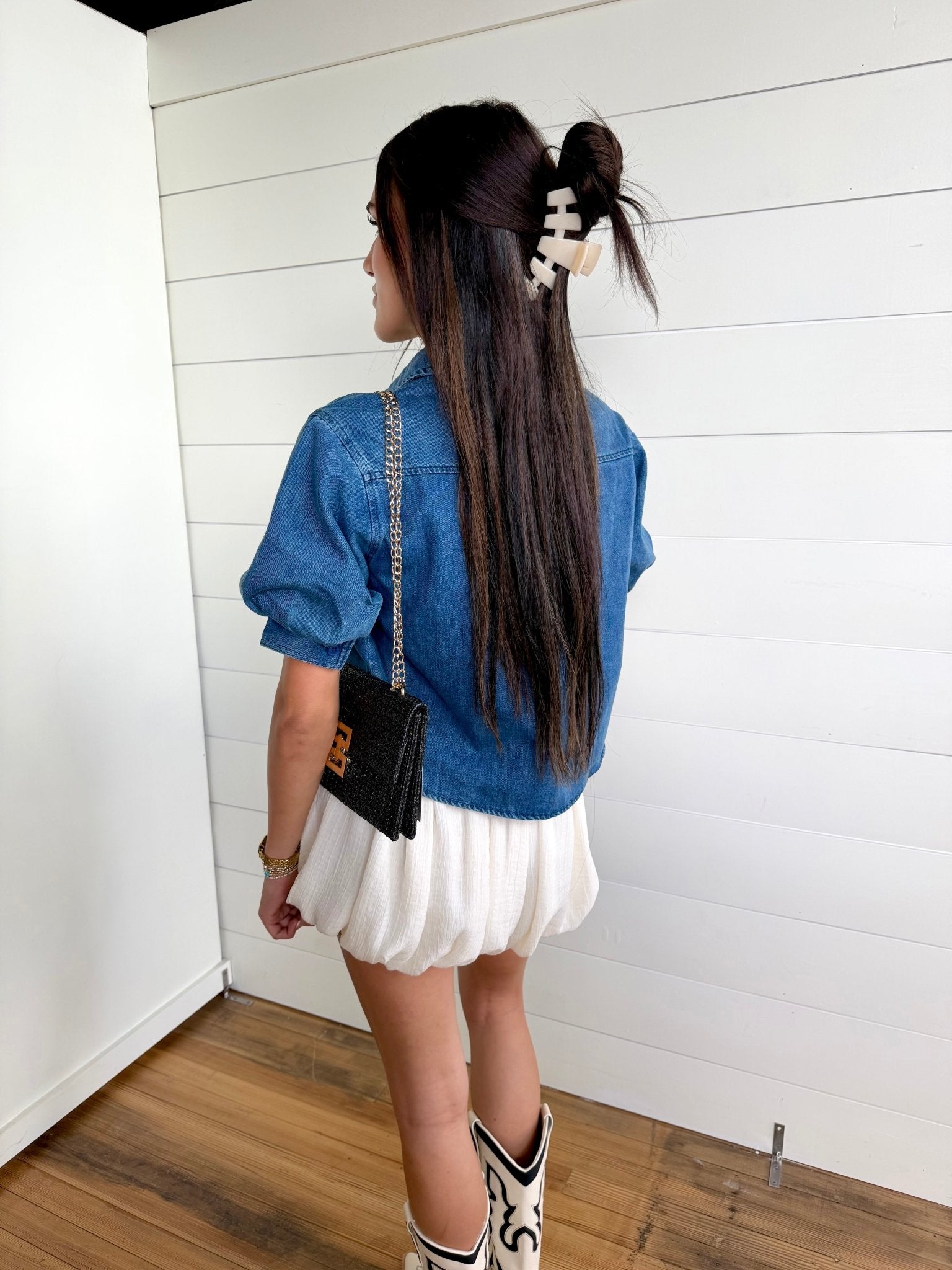 Leanna Cropped Shirt In Denim - Infinity Raine