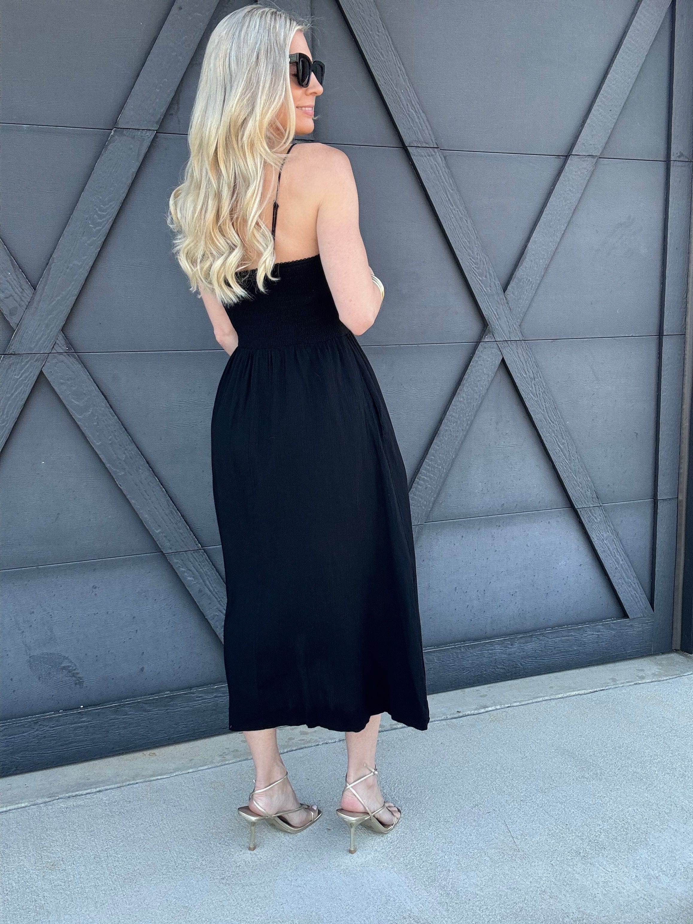 Smocked Top Midi Dress In Black - Infinity Raine
