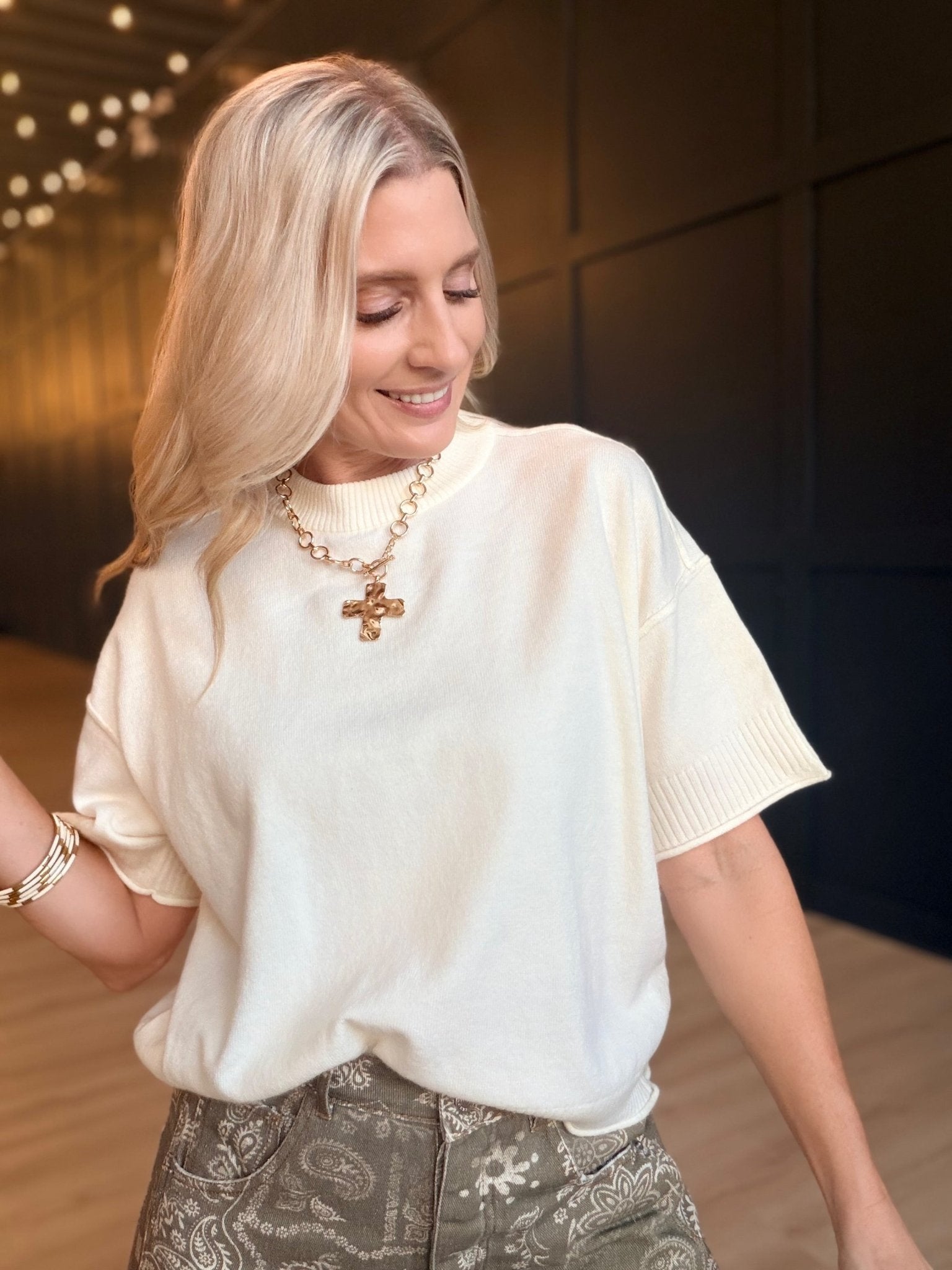 Lightweight Exposed Seam Short Sleeve Crop Sweater In Ivory - Infinity Raine