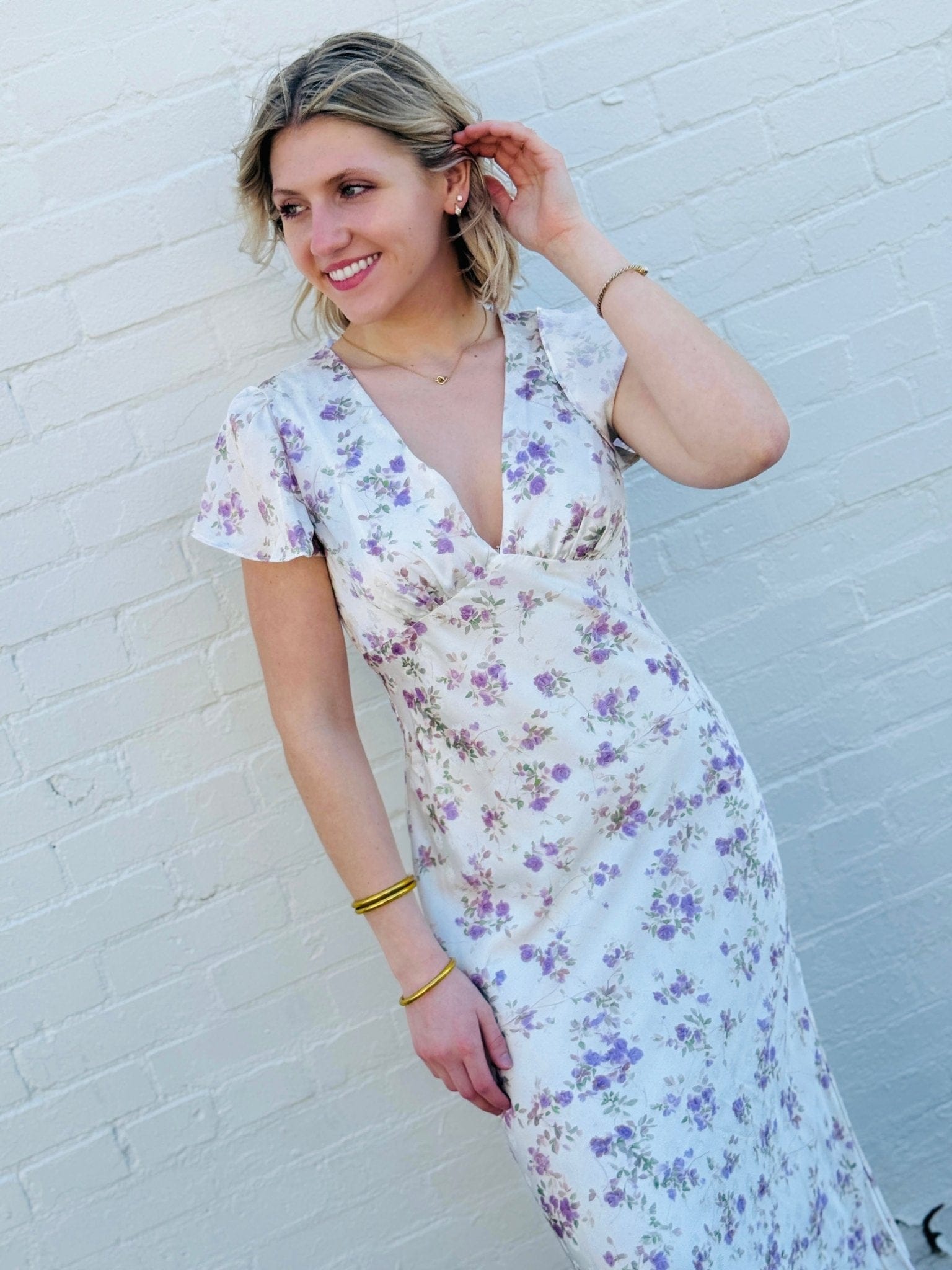 Lulus Dresses Lulus Fernanda Flutter Sleeve Maxi Dress In White/Purple