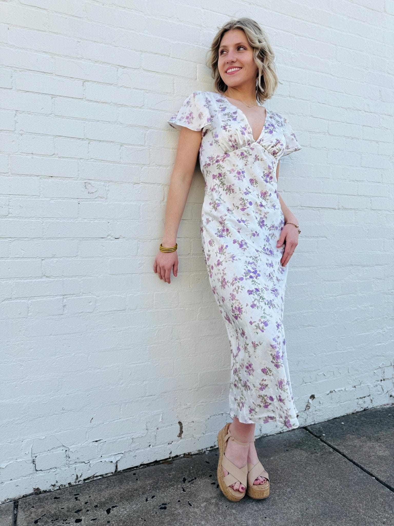 Lulus Dresses Lulus Fernanda Flutter Sleeve Maxi Dress In White/Purple