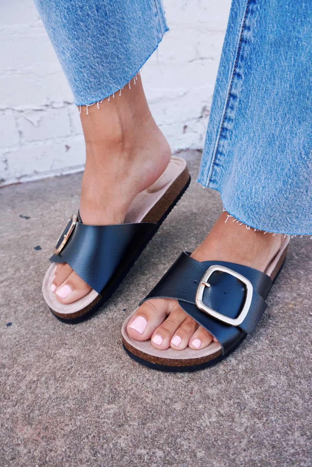 Madden Girl Bannerr Sandal In Black - Infinity Raine
