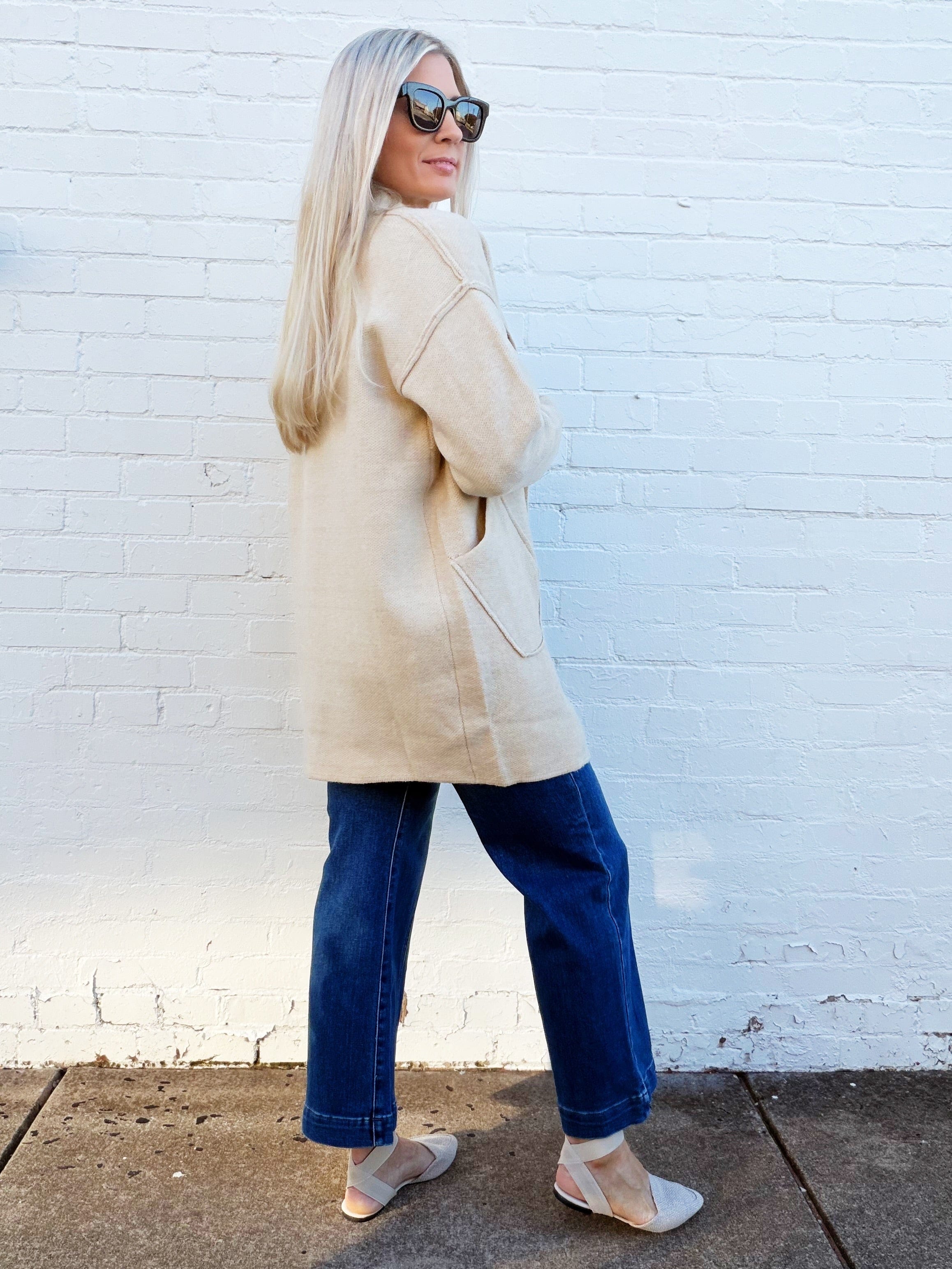 Madelyn Outerwear - Jackets & Coats Solid Long Sleeve Sweater Coat In Oatmeal