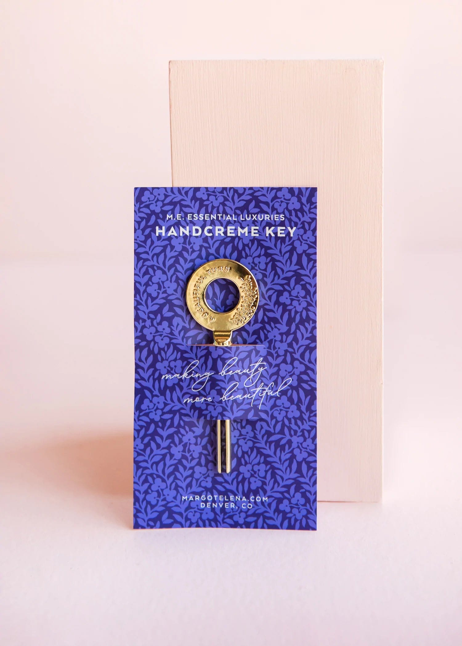 Essential Luxuries Handcreme Key - Infinity Raine