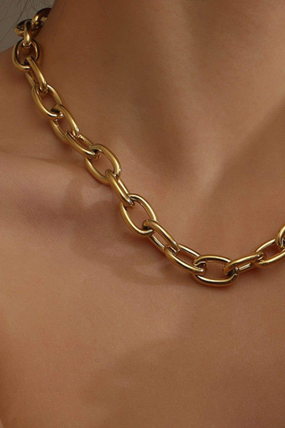 Chunky Chain Link Necklace In Gold - Infinity Raine