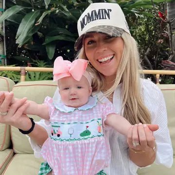 Mommin' - Vintage Trucker Hat - Infinity Raine