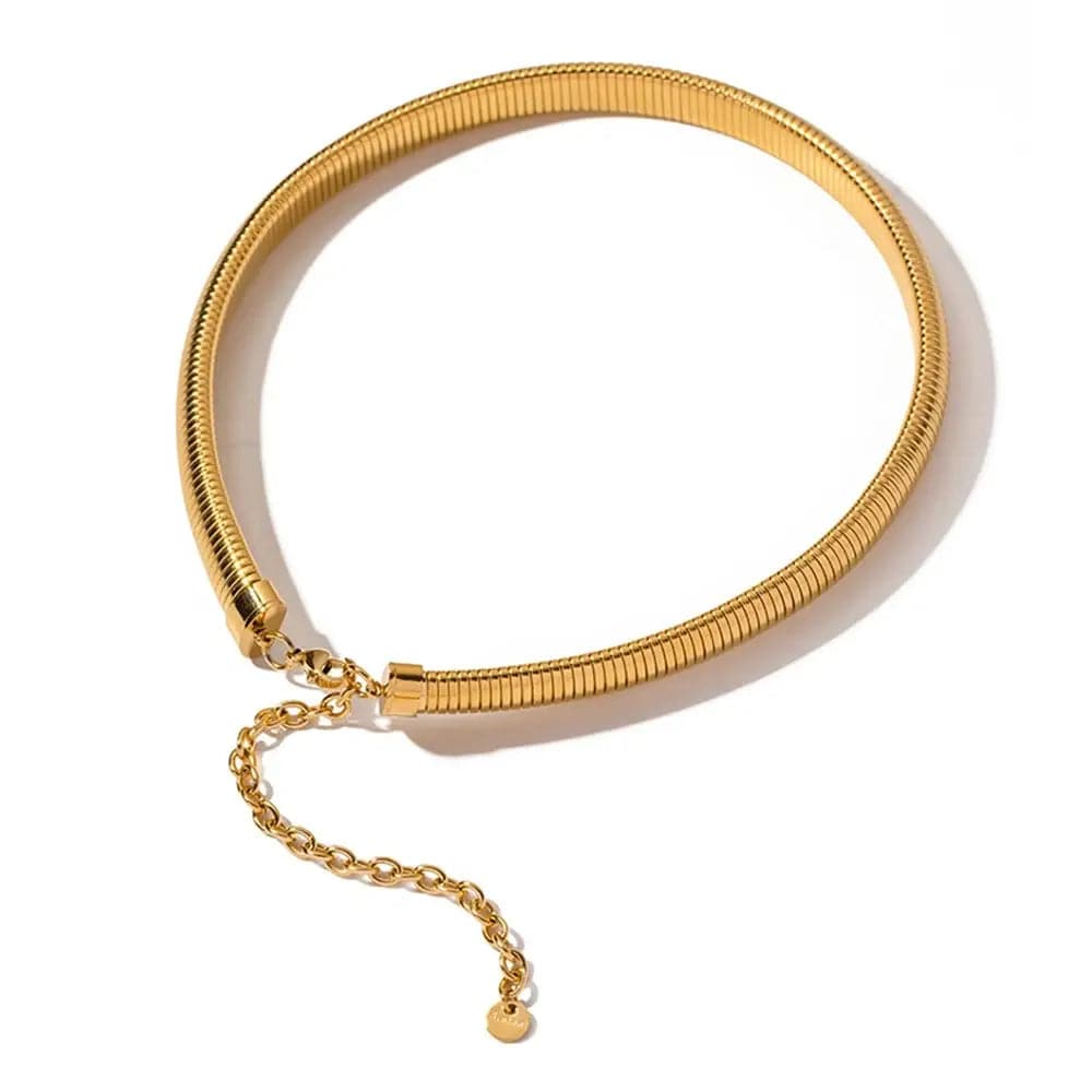 Nicholls Bold Snake Chain Necklace In Gold - Infinity Raine