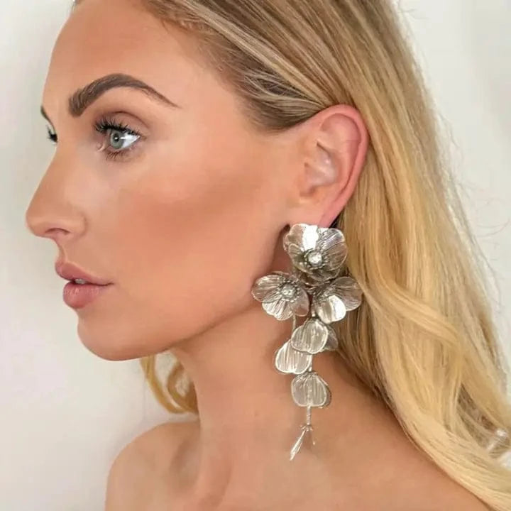 Nicholls Jewelry - Earrings Nicholls Waterfall Flower Drop Earrings In Silver 00100598