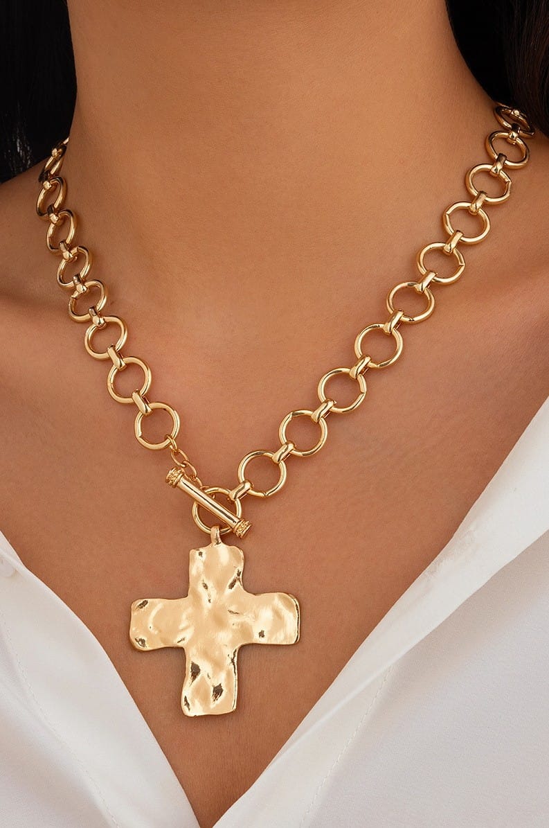Notable Hammered Cross Front Toggle Necklace In Gold - Infinity Raine
