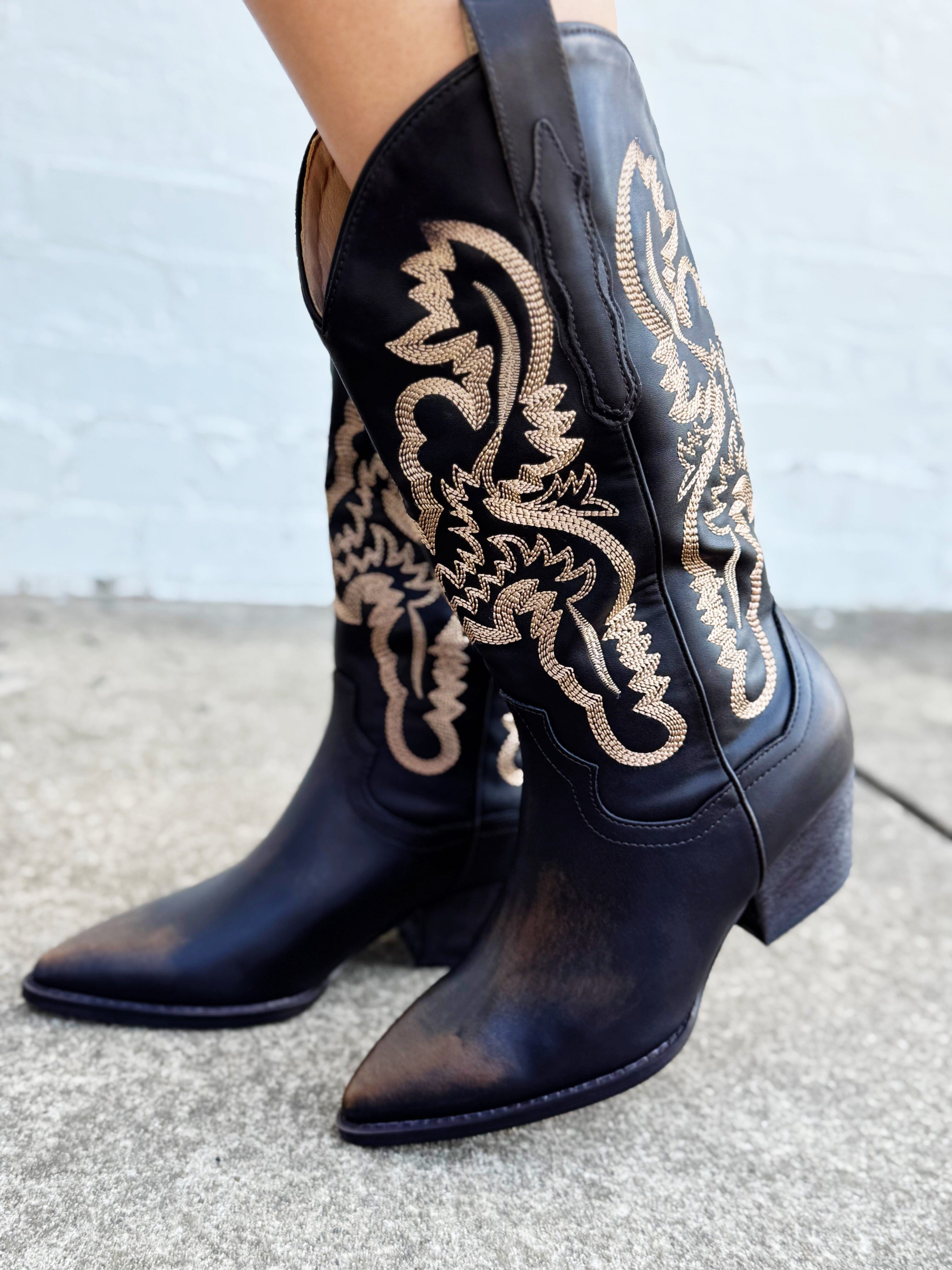 Amaya Classic Western Boots In Coffee - Infinity Raine
