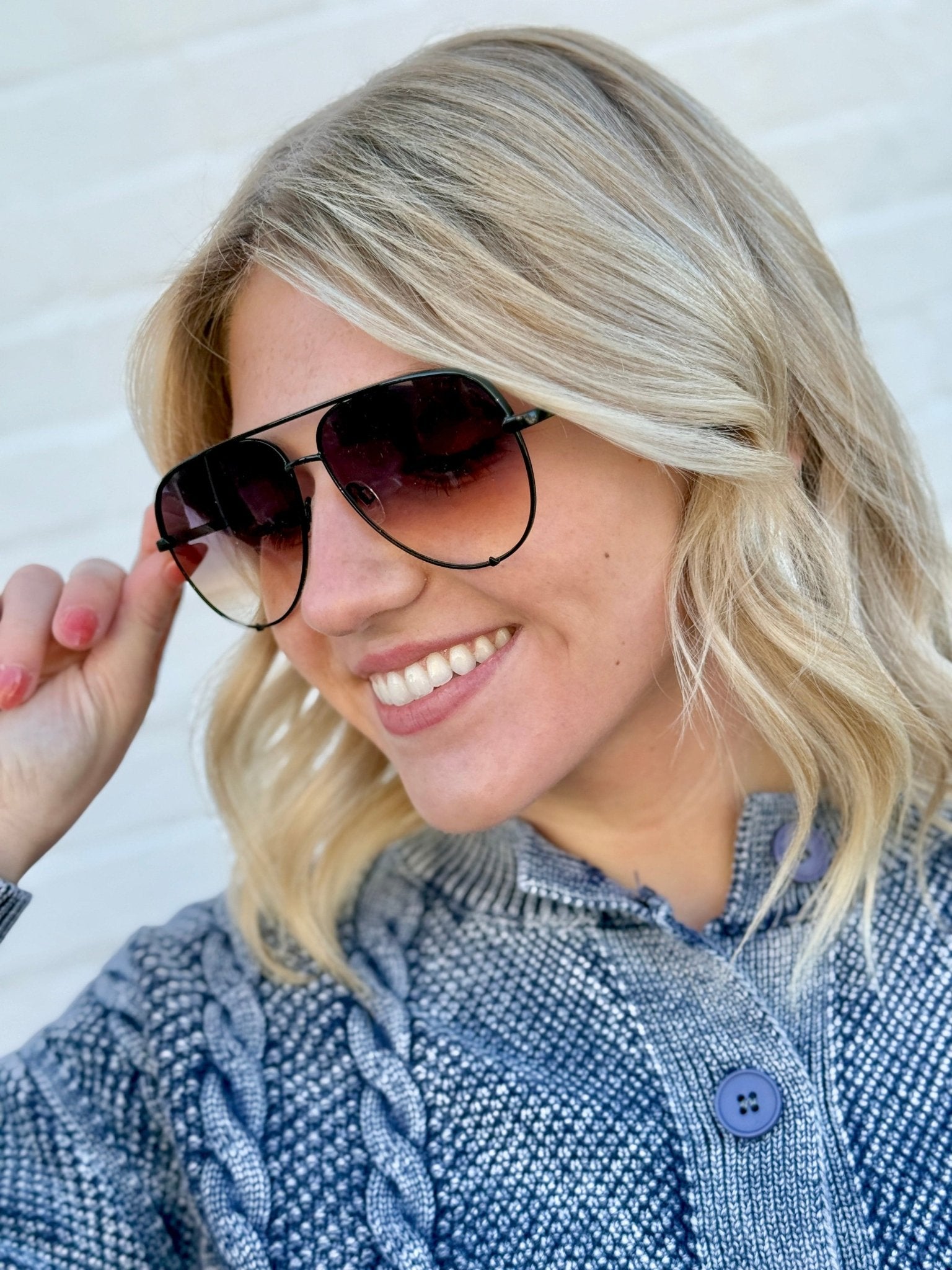 QUAY High Key Extra Large Sunnies - Infinity Raine