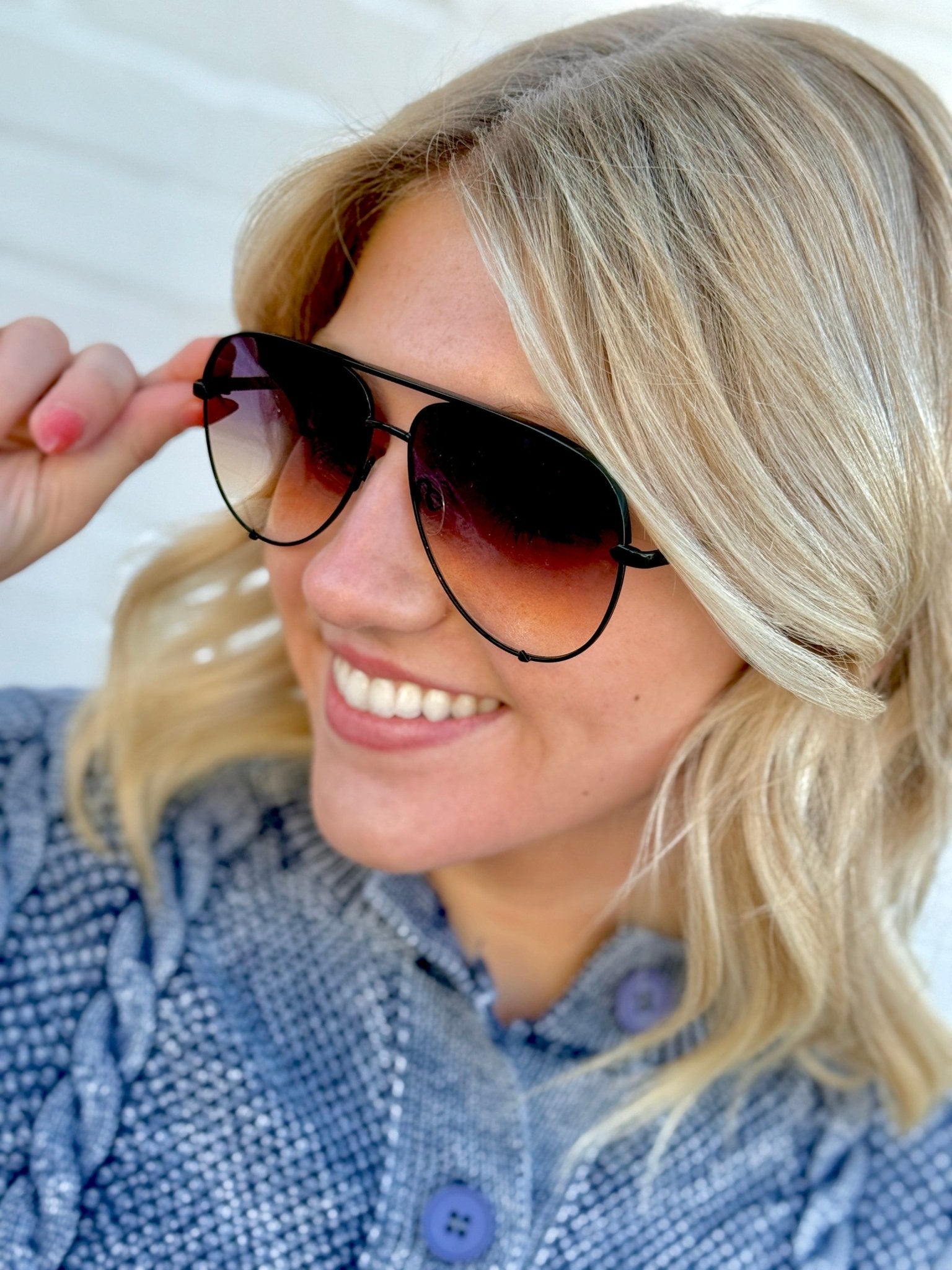 QUAY High Key Extra Large Sunnies - Infinity Raine
