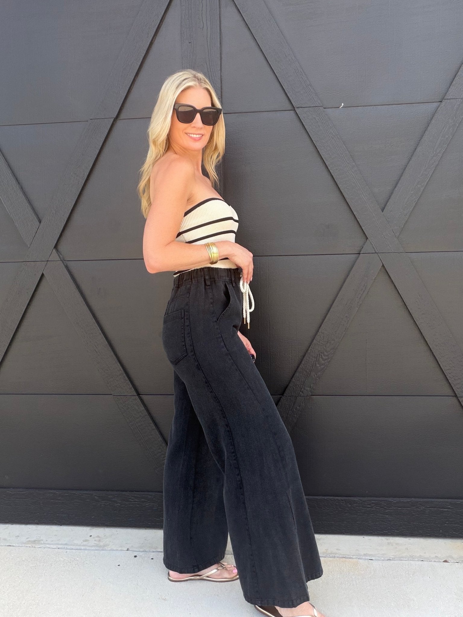 Relaxed Mid-Rise Flare Knit Pants In Washed Black - Infinity Raine