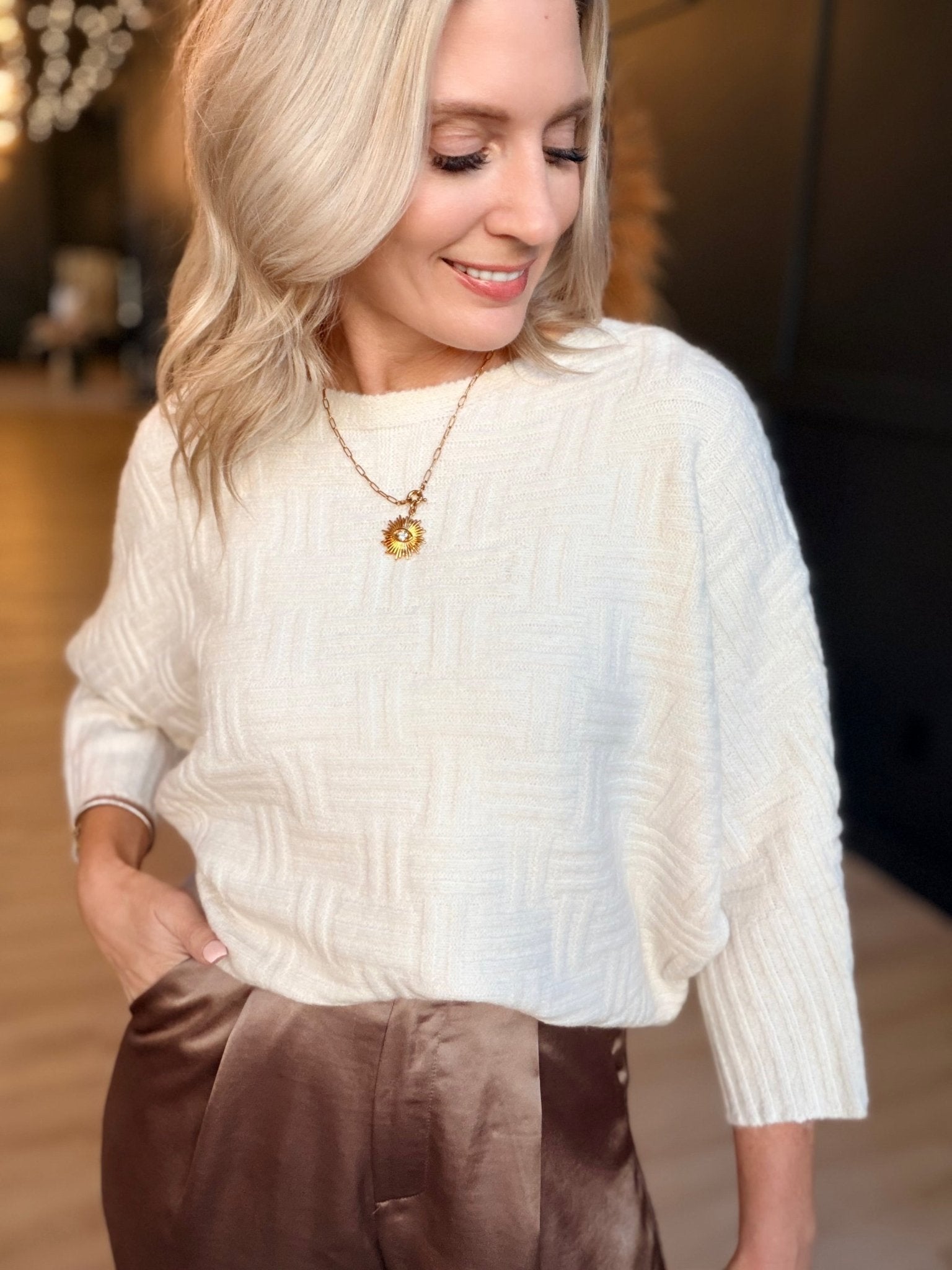Relaxed Textured Pullover In Cream - Infinity Raine