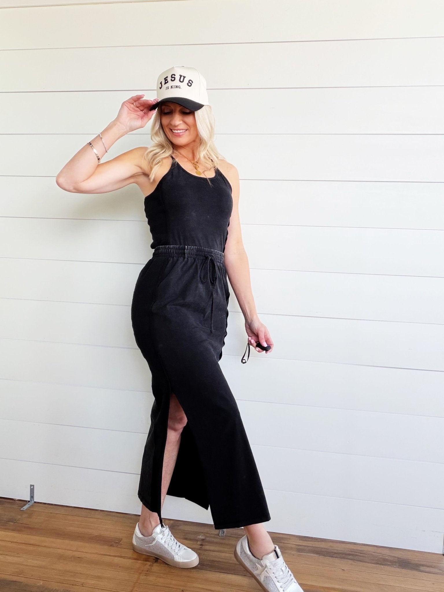 Ribbed Side Slit Maxi Skirt In Ash Black – Infinity Raine