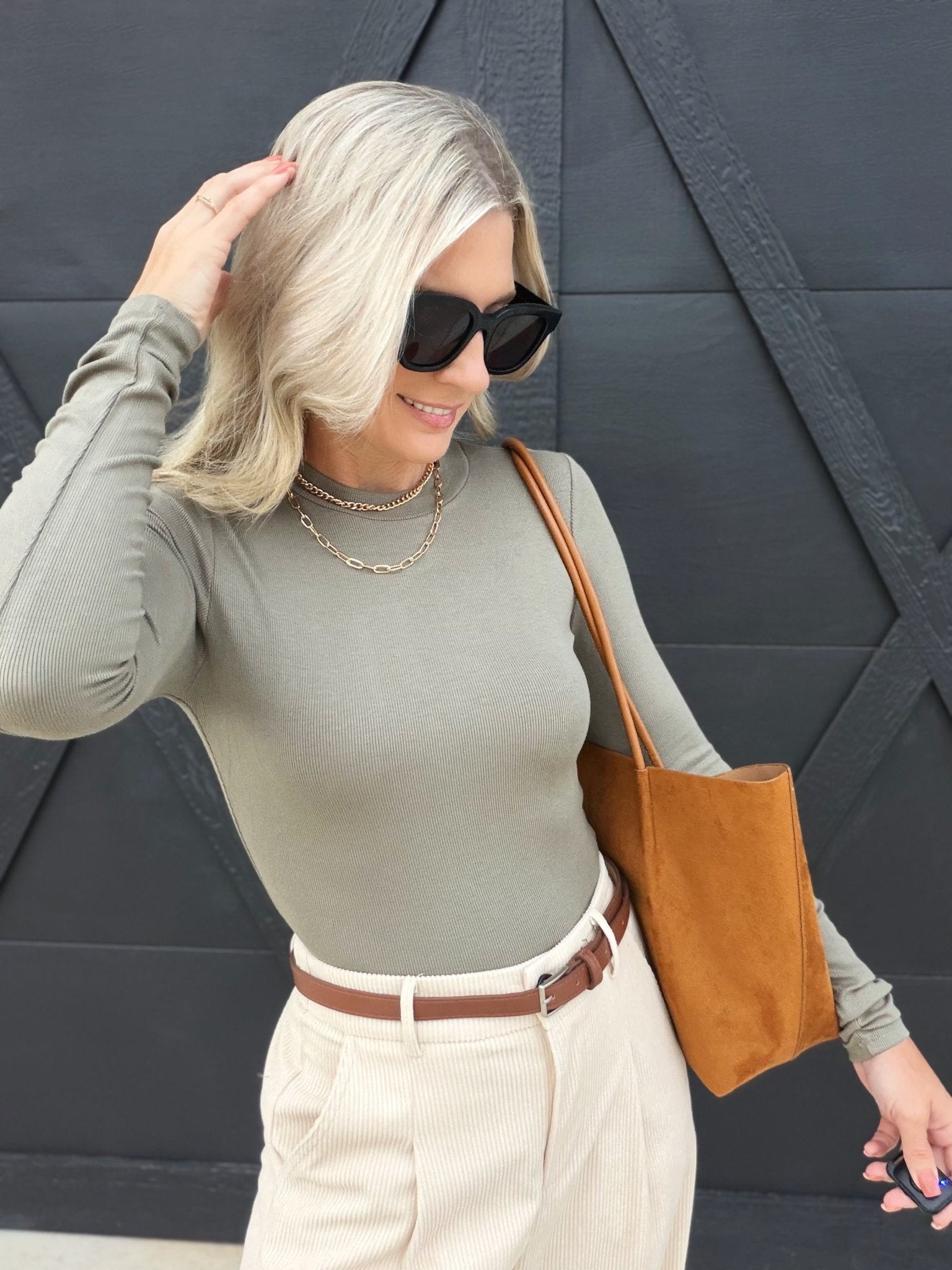 Ronan Crewneck Top In Olive - Infinity Raine