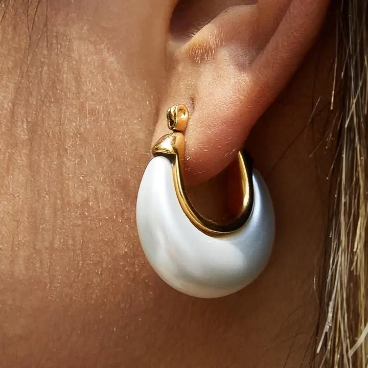 Roselle 18K Gold Non-Tarnish Teardrop Hoop Earrings In Pearl - Infinity Raine