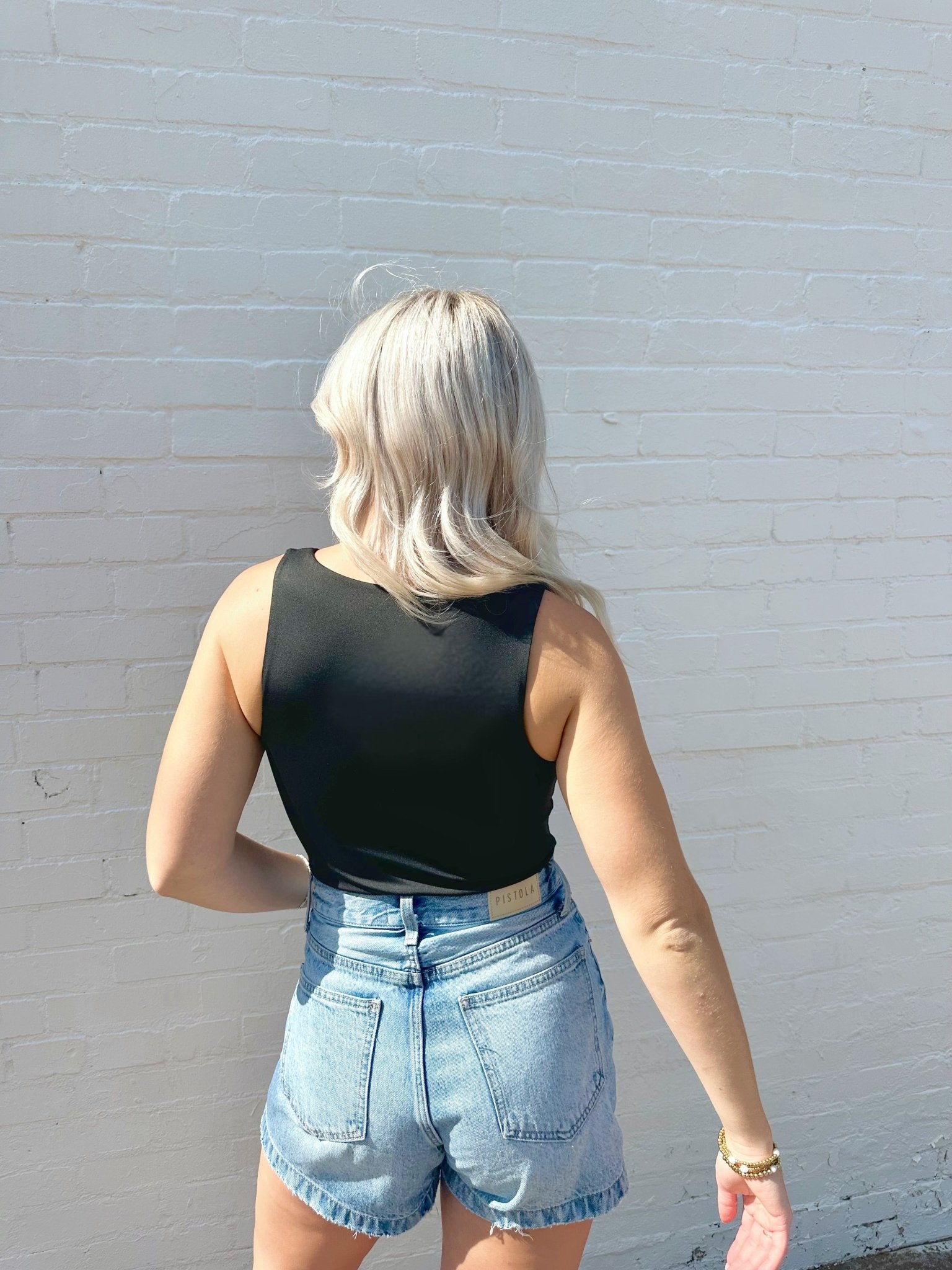 Scoop Neck Seamless Bodysuit In Black - Infinity Raine