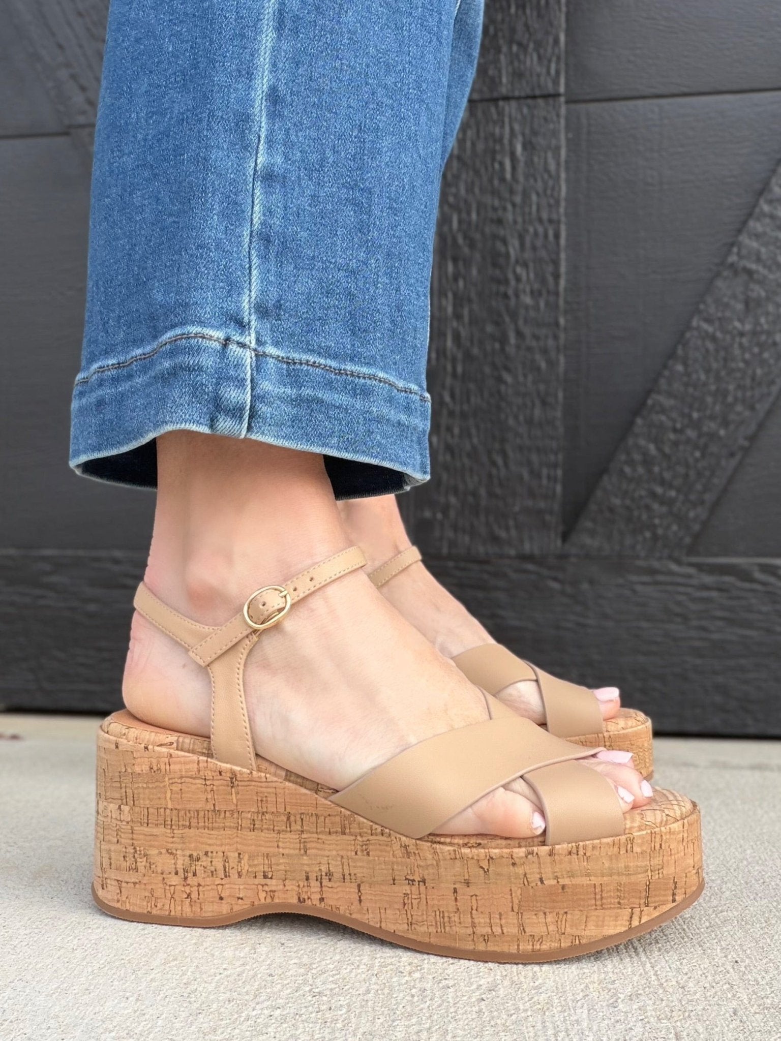 Shu Shop Indiana Platform Sandal In Nude - Infinity Raine