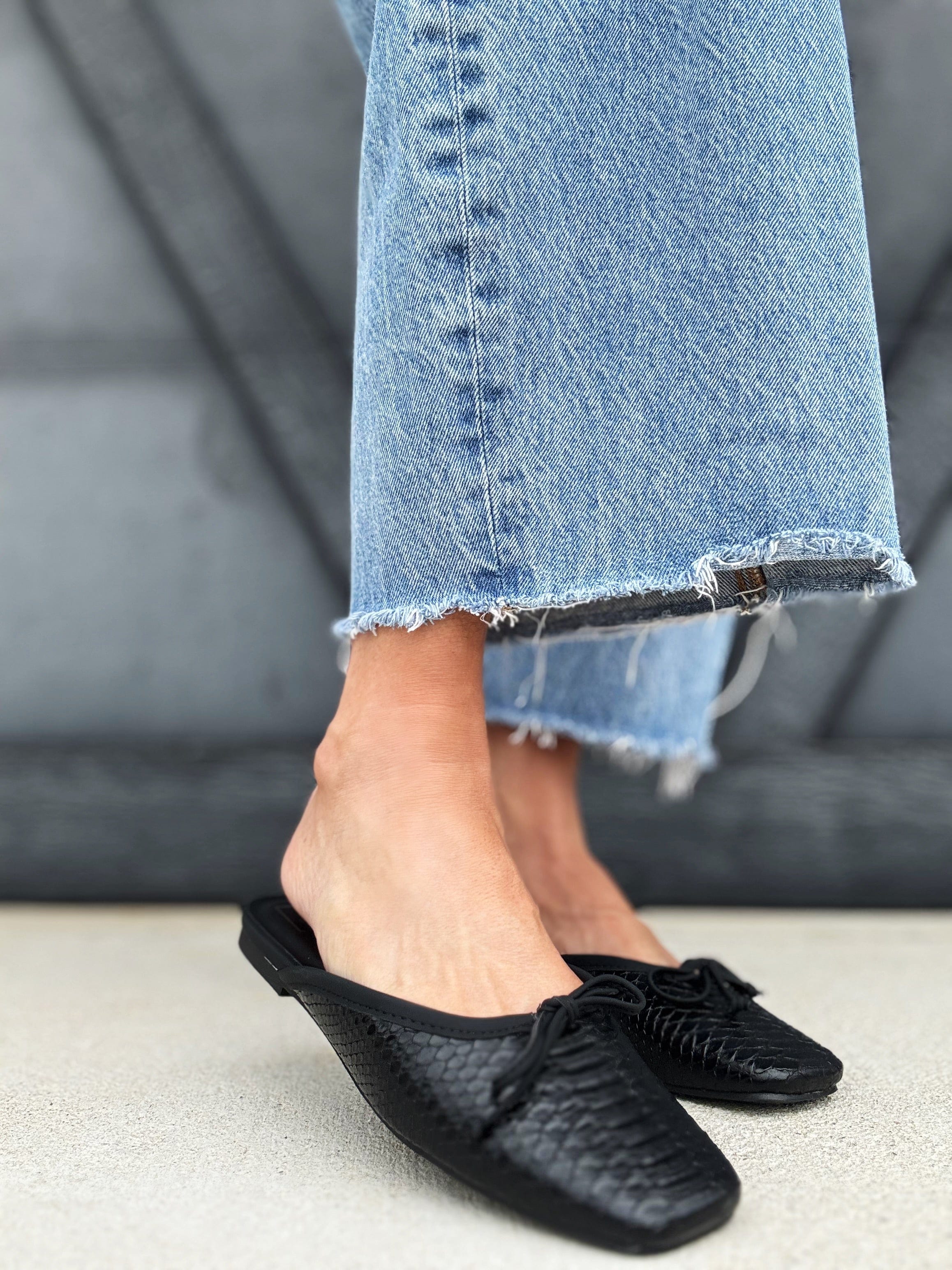Shu Shop Shoes - Flats Shu Shop Andrea Mule In Black Snake