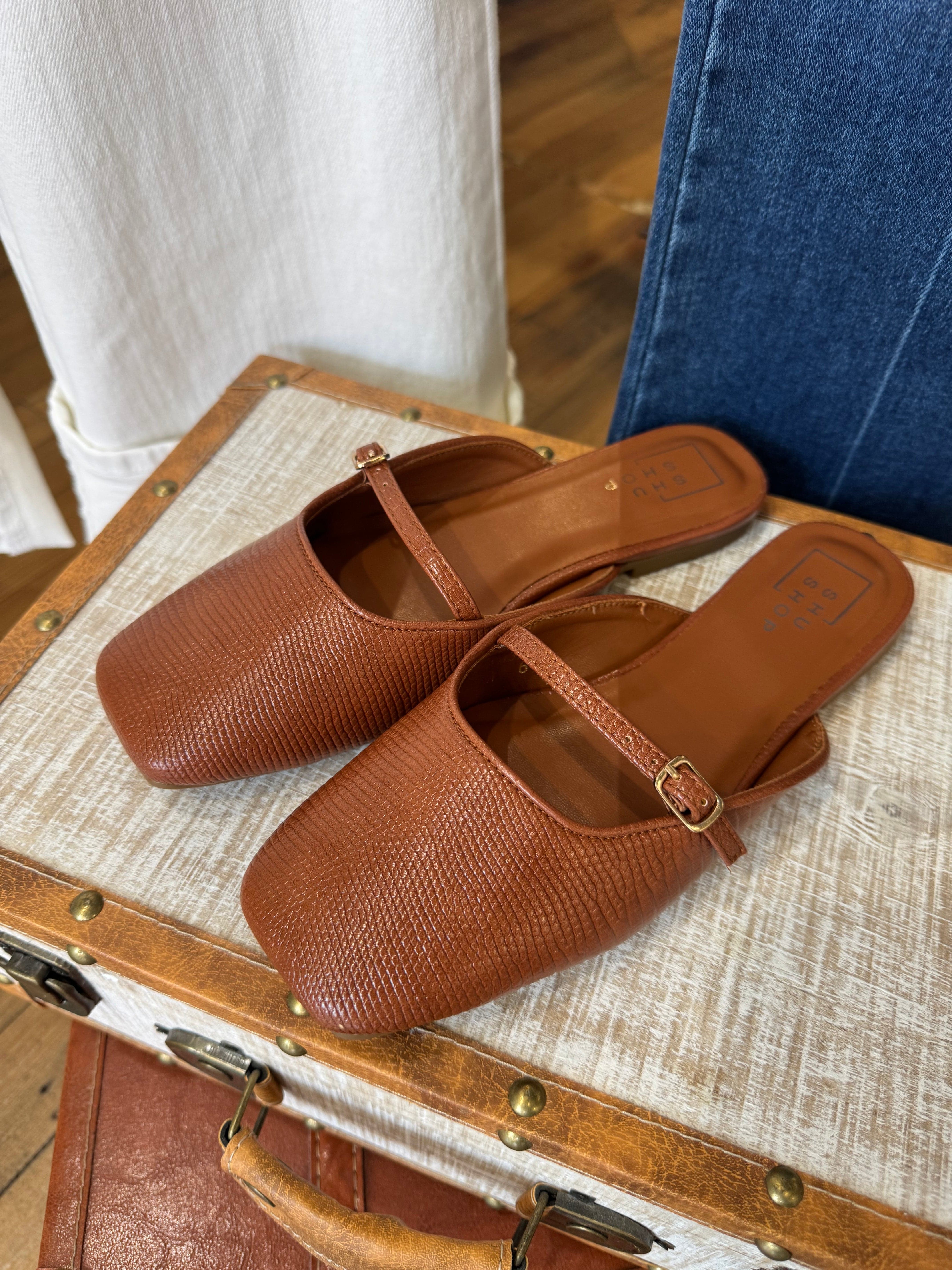 Shu Shop Shoes - Flats Shu Shop Athena Mules In Brown Lizard