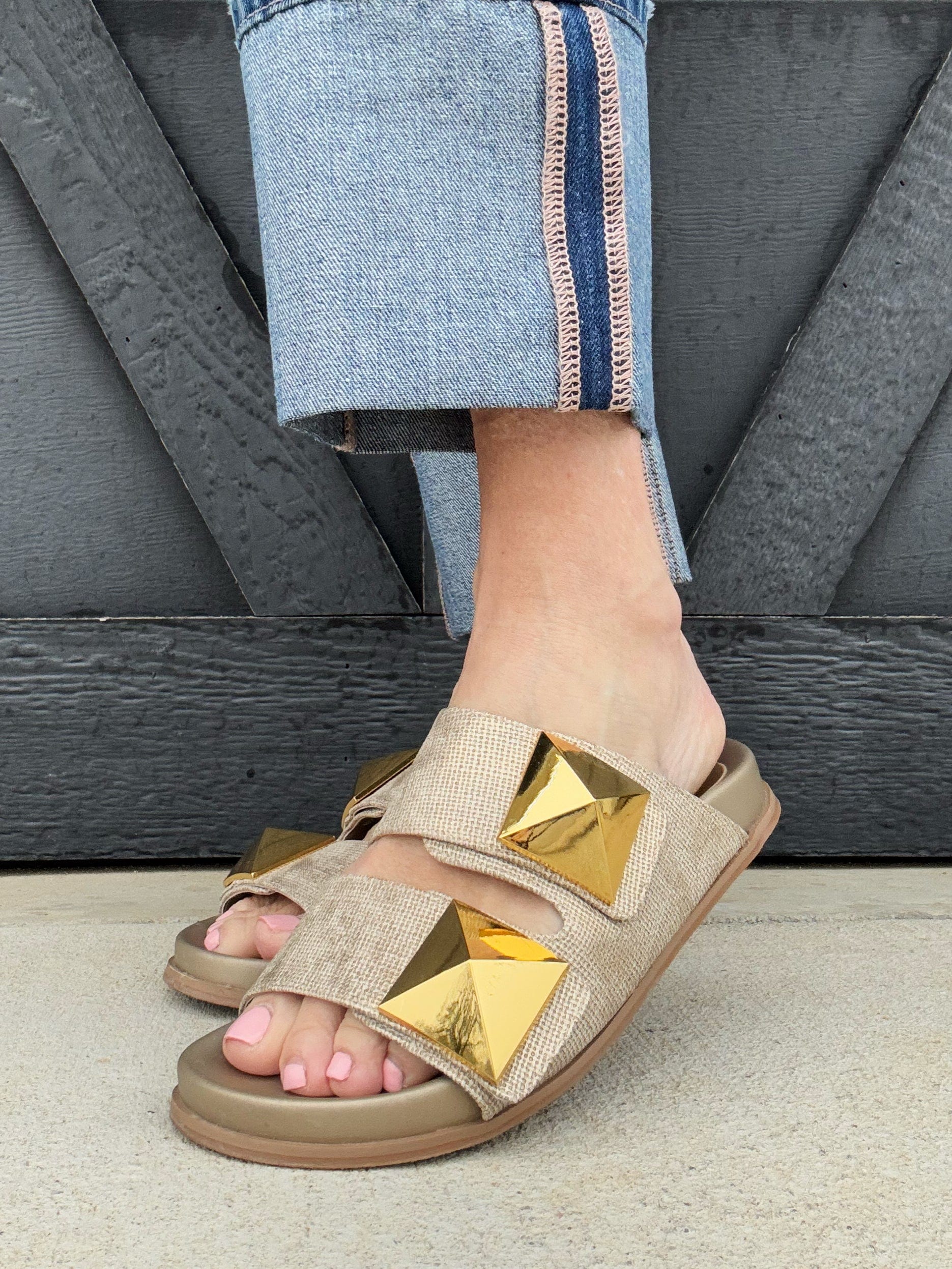 Shu Shop Bernarda Sandals In Gold Woven - Infinity Raine