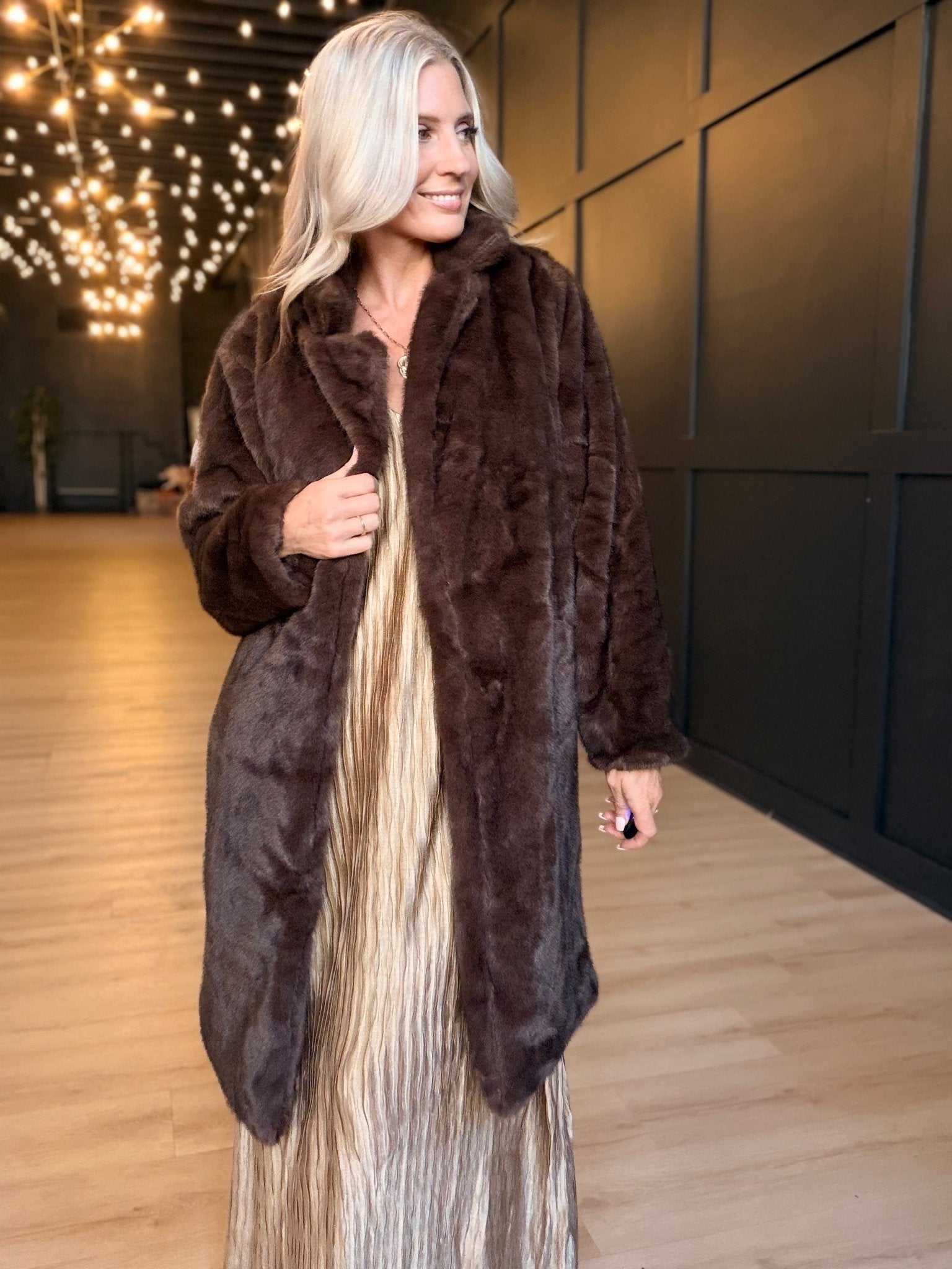 Shyloh Fur Coat In Oak - Infinity Raine