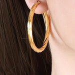 Skinny Medium Hoop In Gold - Infinity Raine
