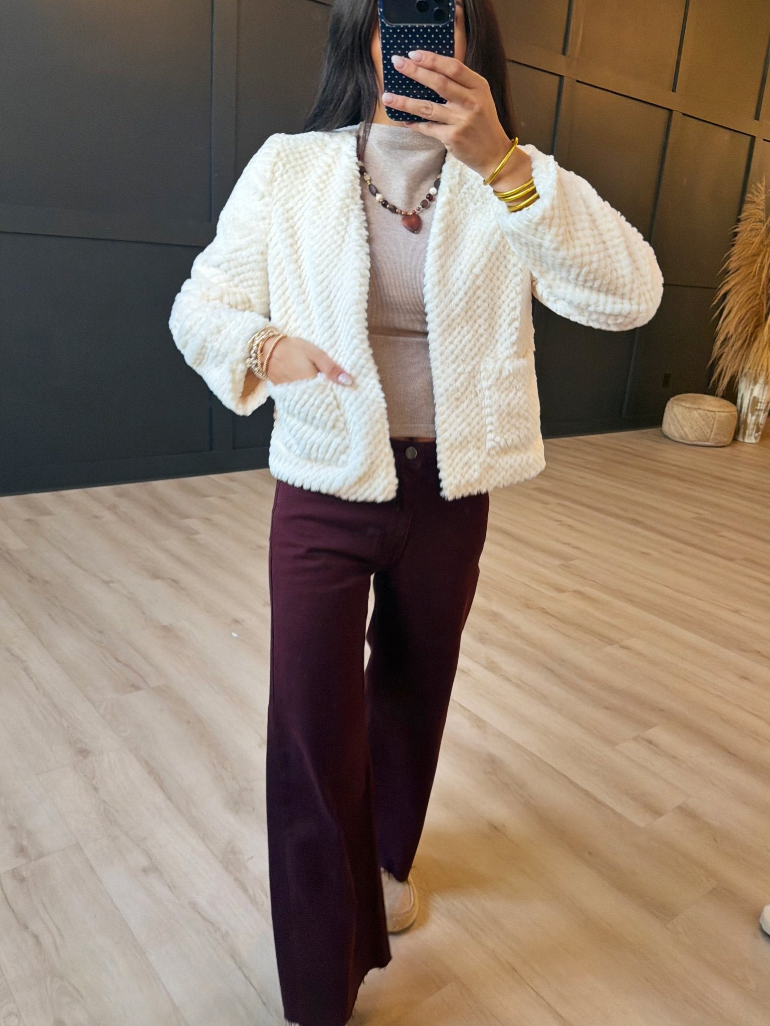 So So Soft Faux Fur Jacket In Ivory - Infinity Raine