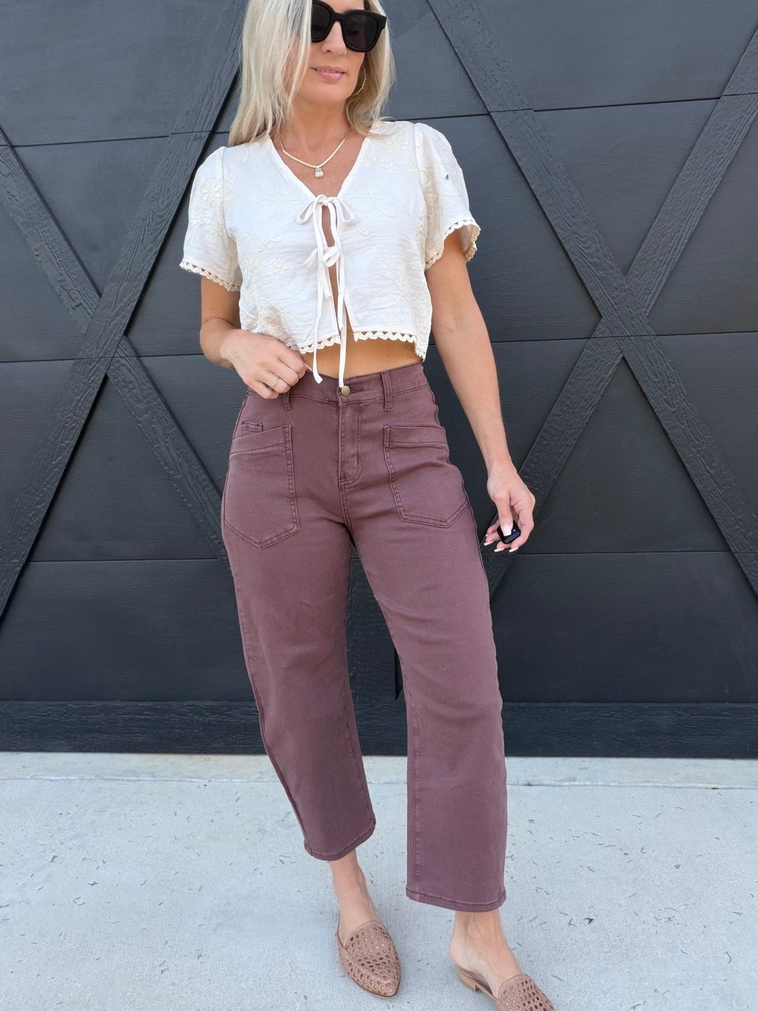 Square Patch Pocket Ankle-Length Barrel Jeans In Coffee - Infinity Raine