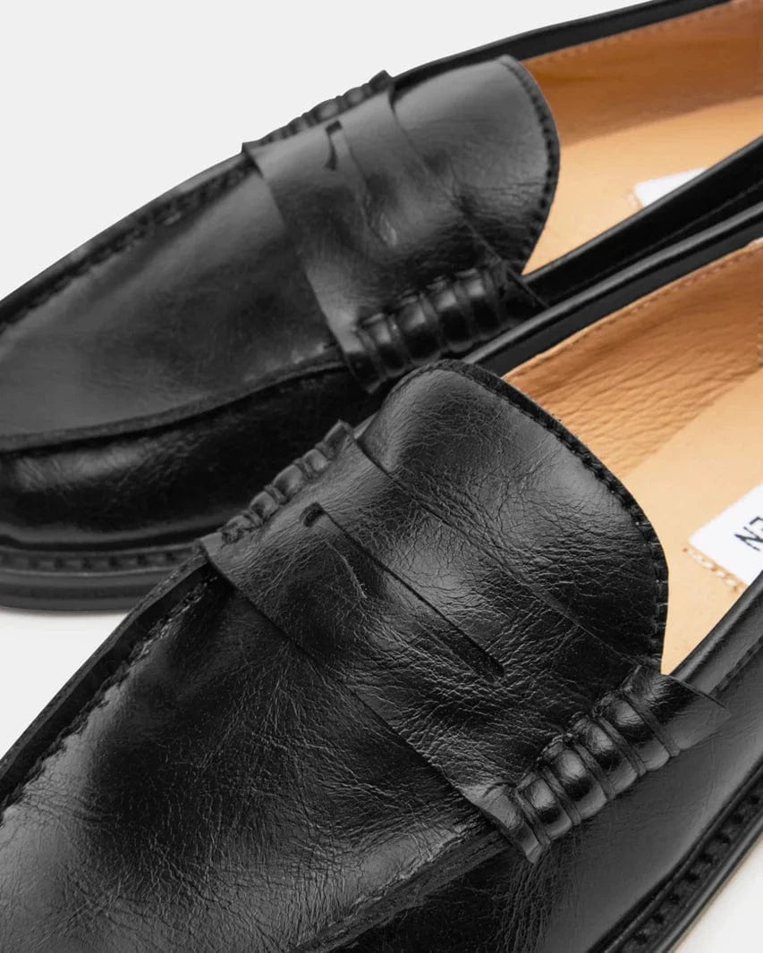 Steve Madden Madison Leather Loafer In Black - Infinity Raine